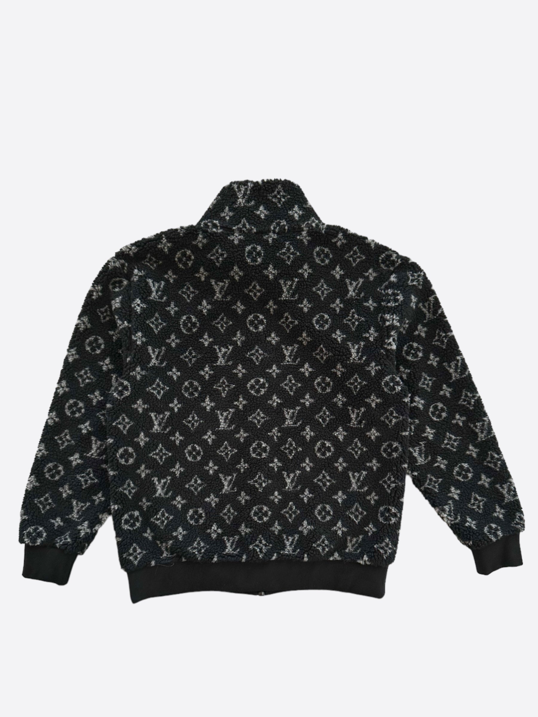 今週の新着アイテム Louis Vuitton Black & Grey Monogram Fleece Jacket – Savonches ジャケット・アウター