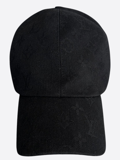 Louis Vuitton Black Monogram Essential Cap