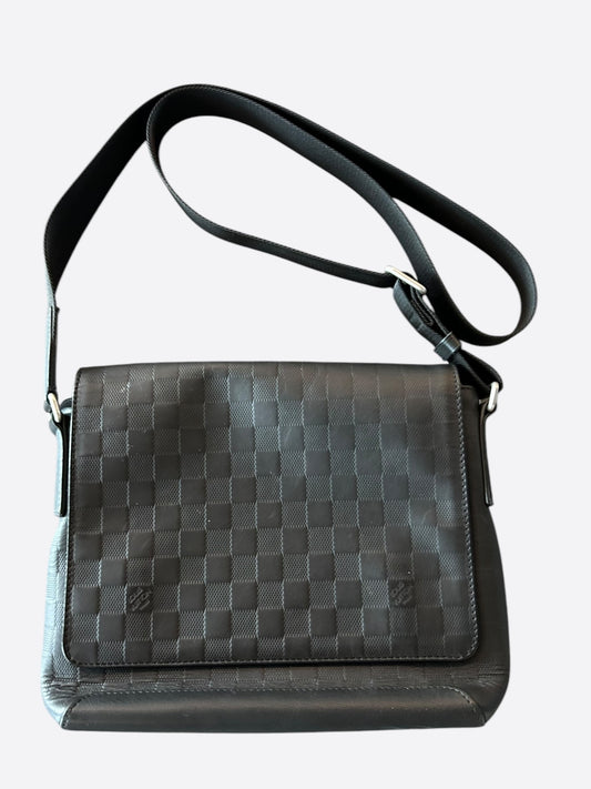 Louis Vuitton Black Damier Infini District Messenger