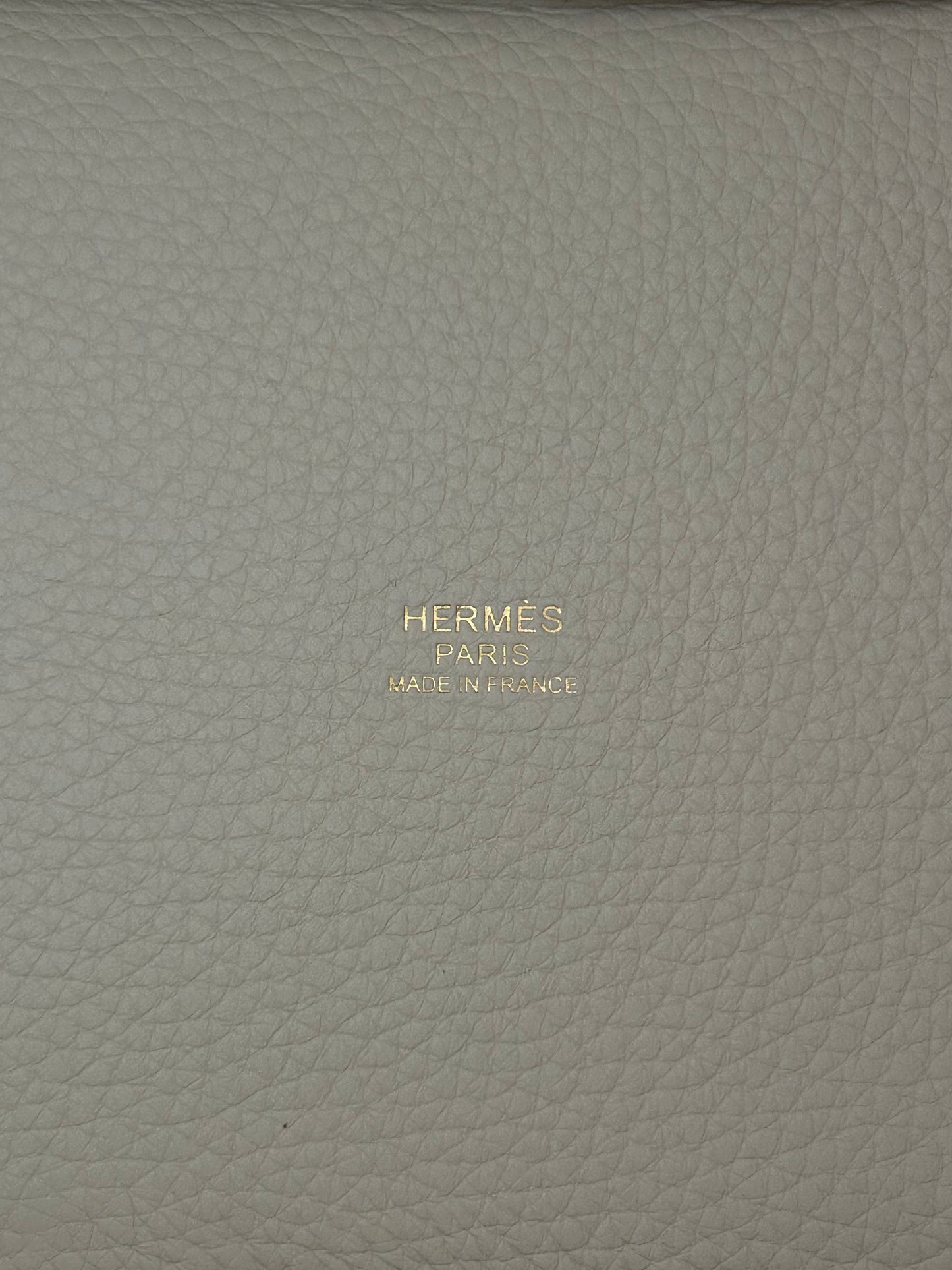 Hermes White Clemence Picotin 18