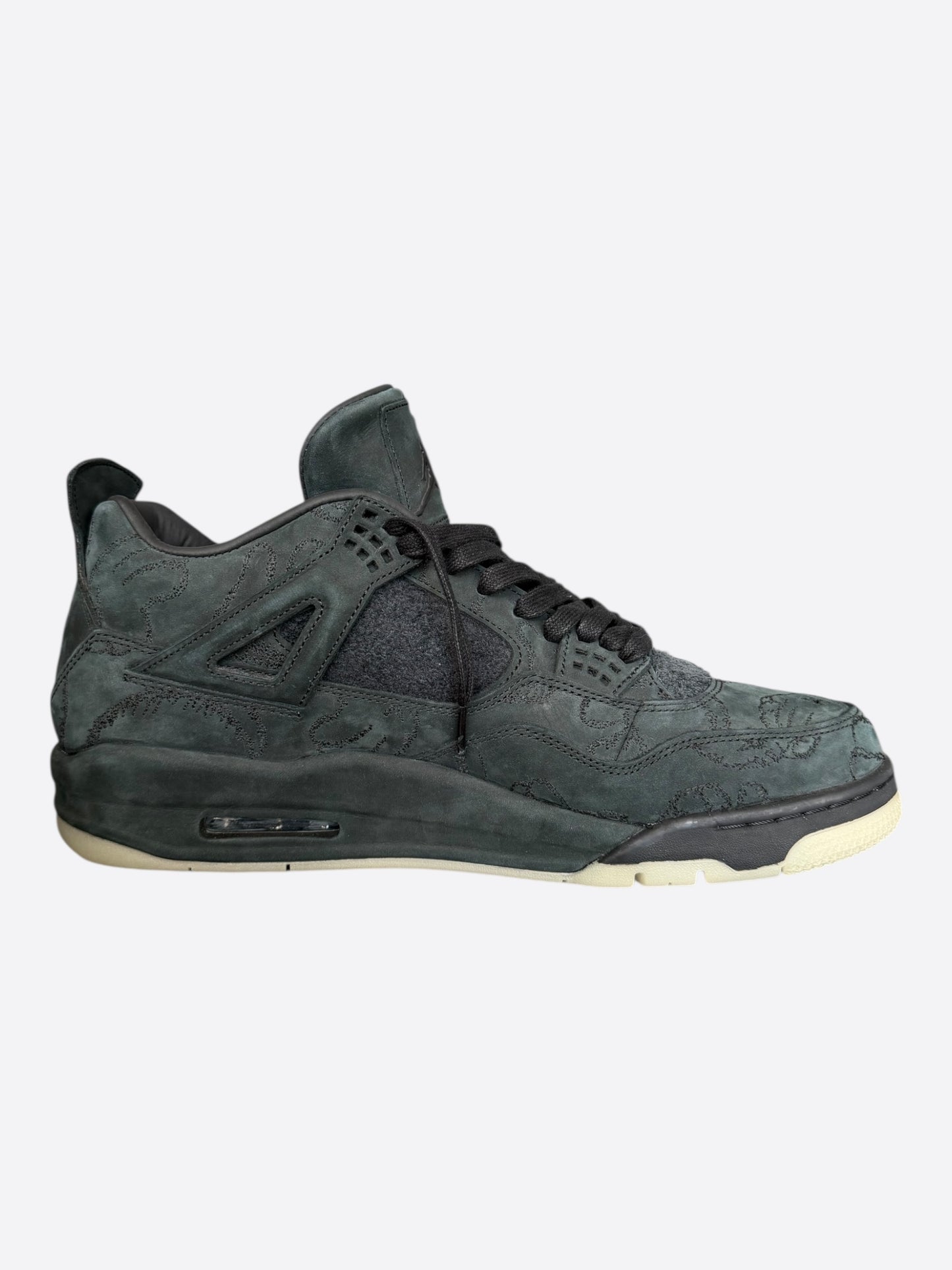 Nike Kaws Black Jordan 4