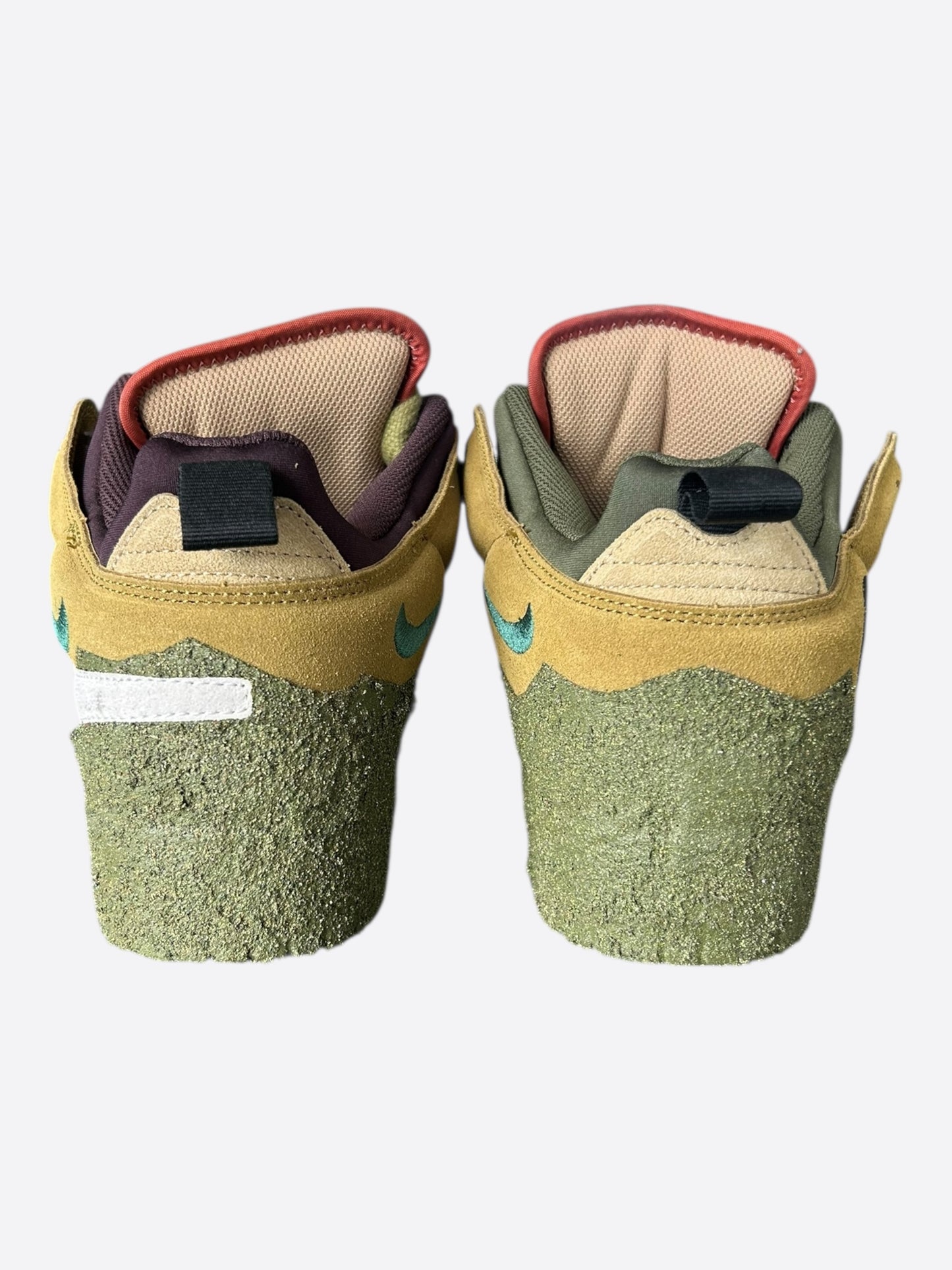 Nike Cactus Plant Flea Market Desert Moss SB Dunk Low