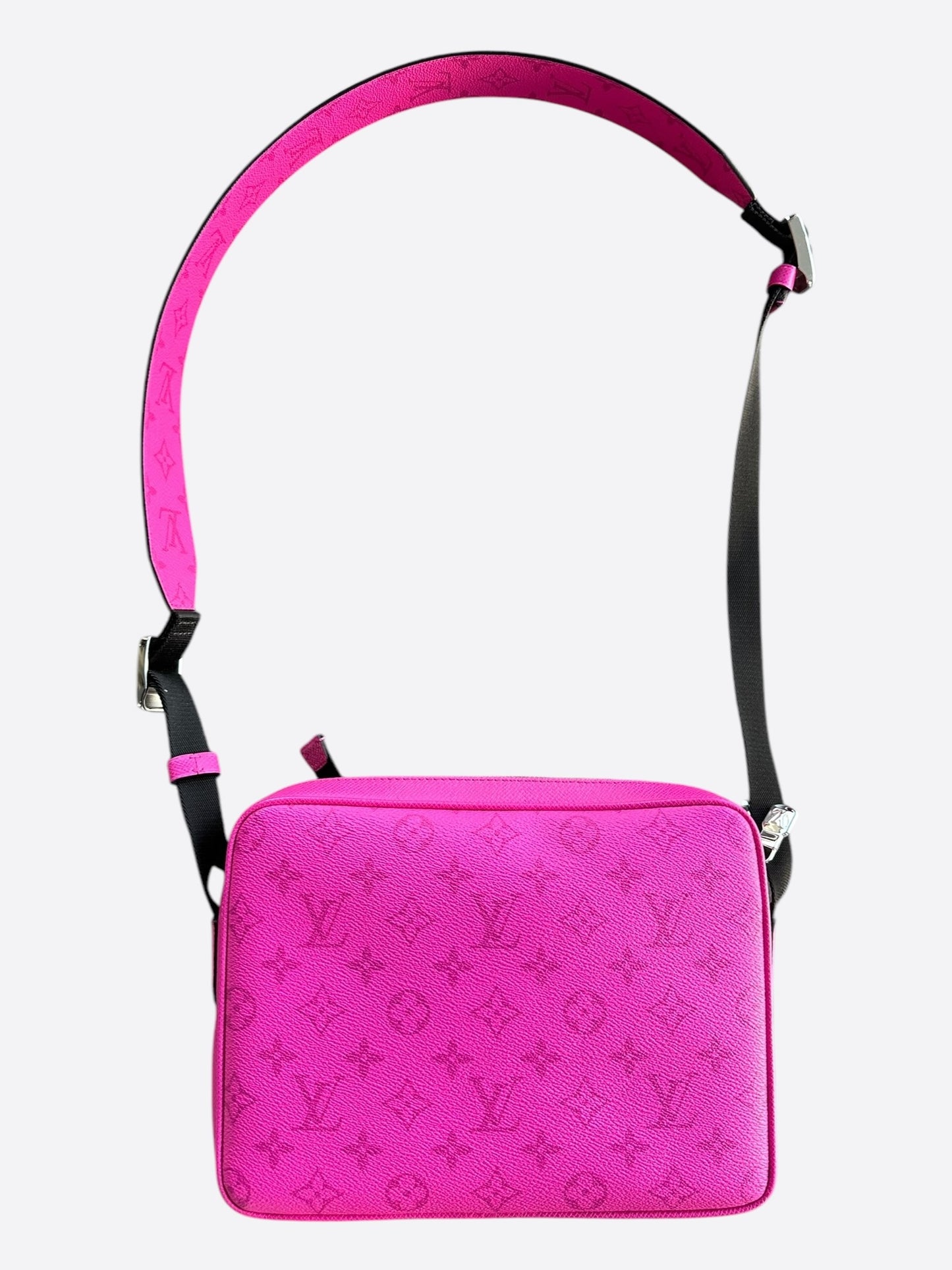 Louis Vuitton Pink Taigarama Monogram Outdoor Messenger Bag