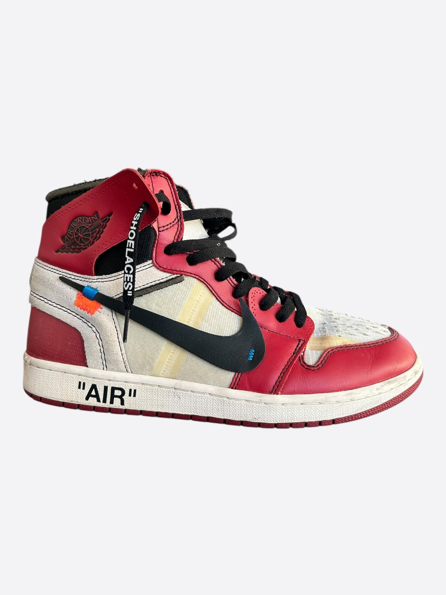 Nike Off-White Red Chicago Jordan 1 Hightop Sneakers
