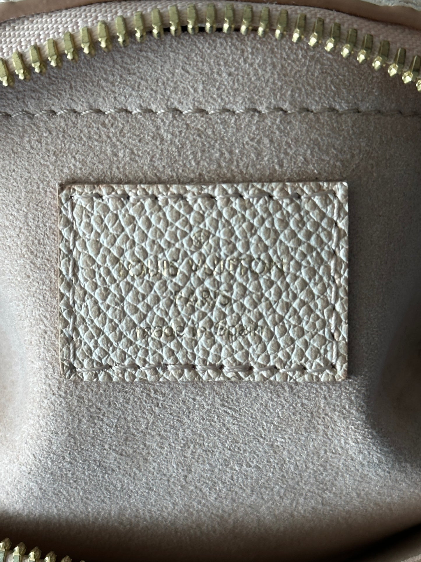 Louis Vuitton Stardust Beige Empreinte Monogram Speedy 20