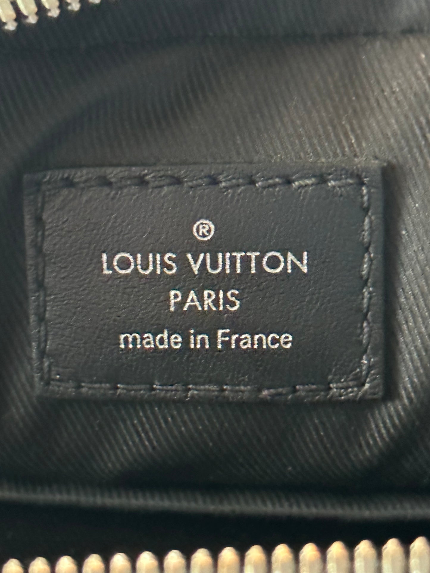 Louis Vuitton Damier Graphite 3D Trio Messenger Bag