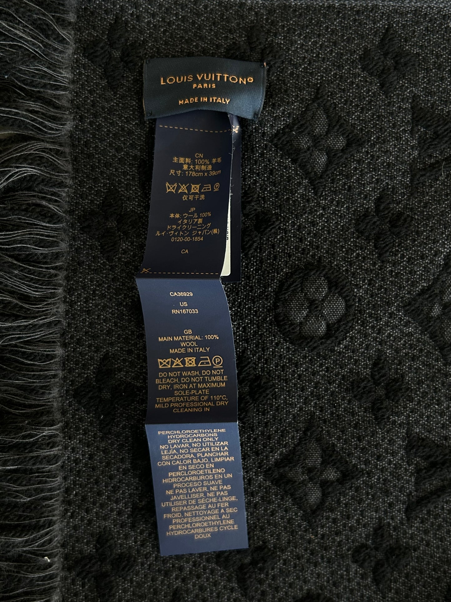 Louis Vuitton Black Monogram Scarf