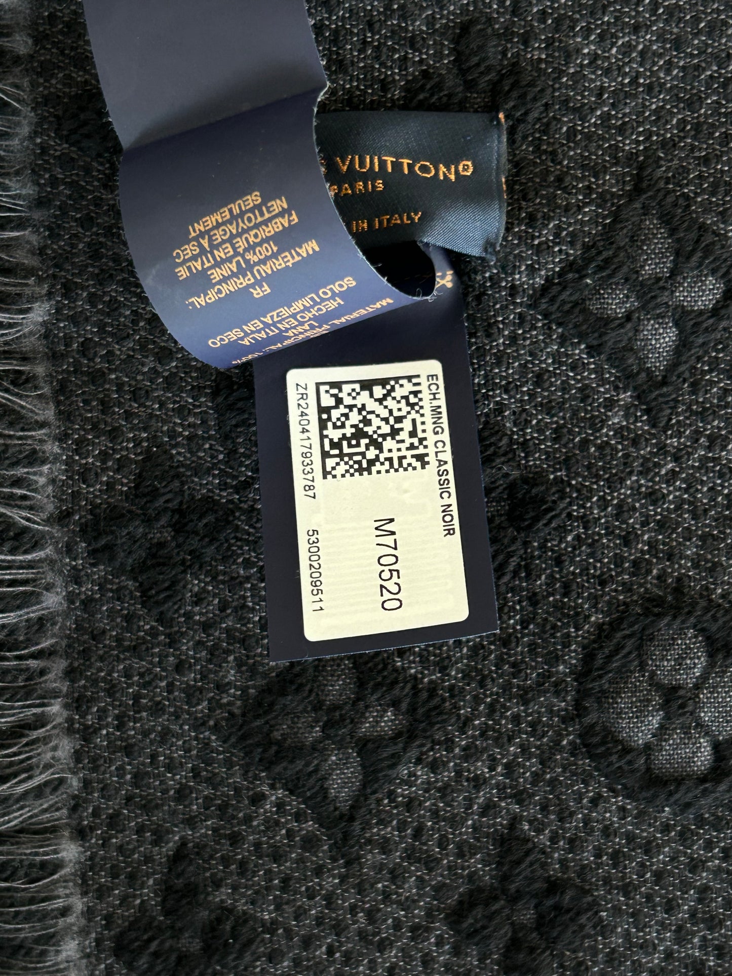 Louis Vuitton Black Monogram Scarf