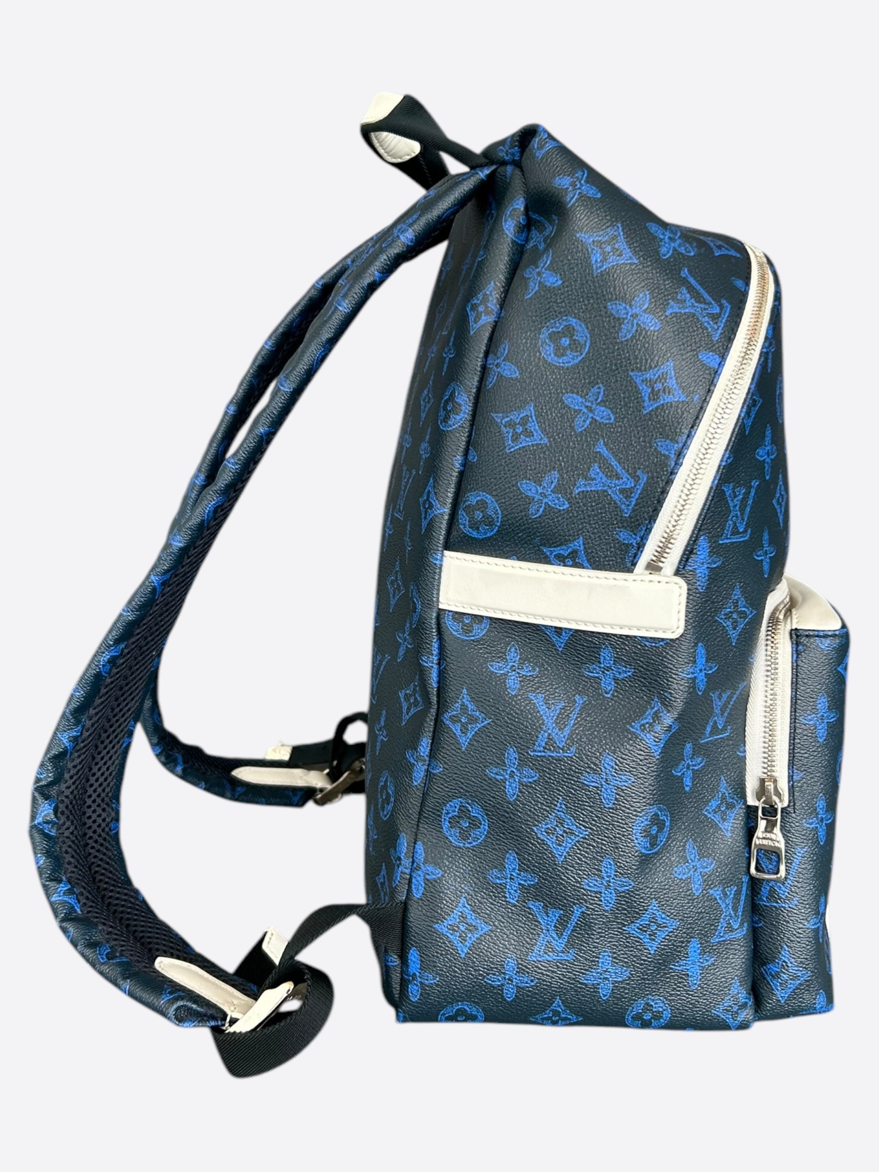 backpack 2 louis vuitton blue Louis Vuitton Blue & White Monogram Everyday Logo Discovery Backpack