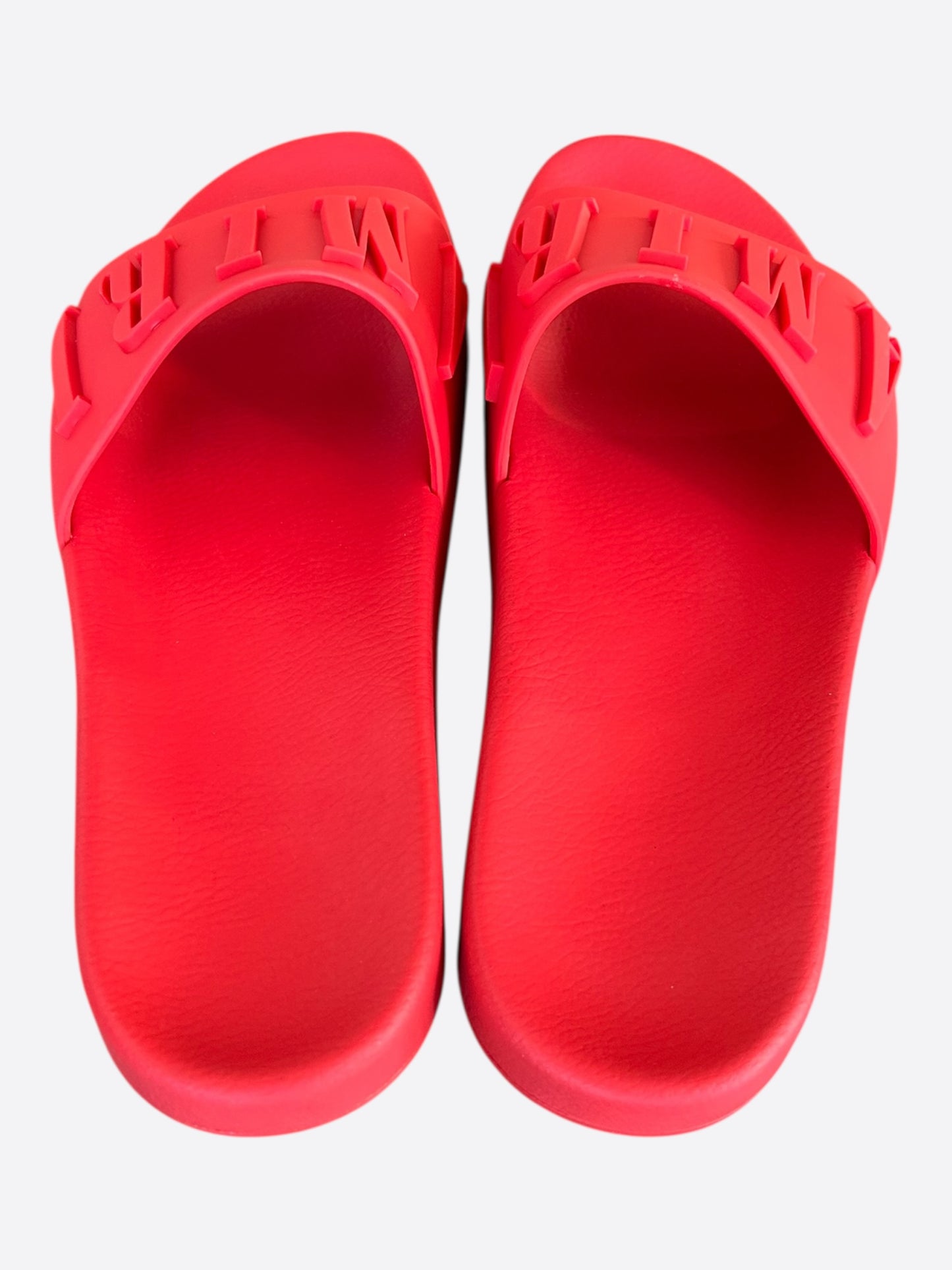 Amiri Red Logo Slides