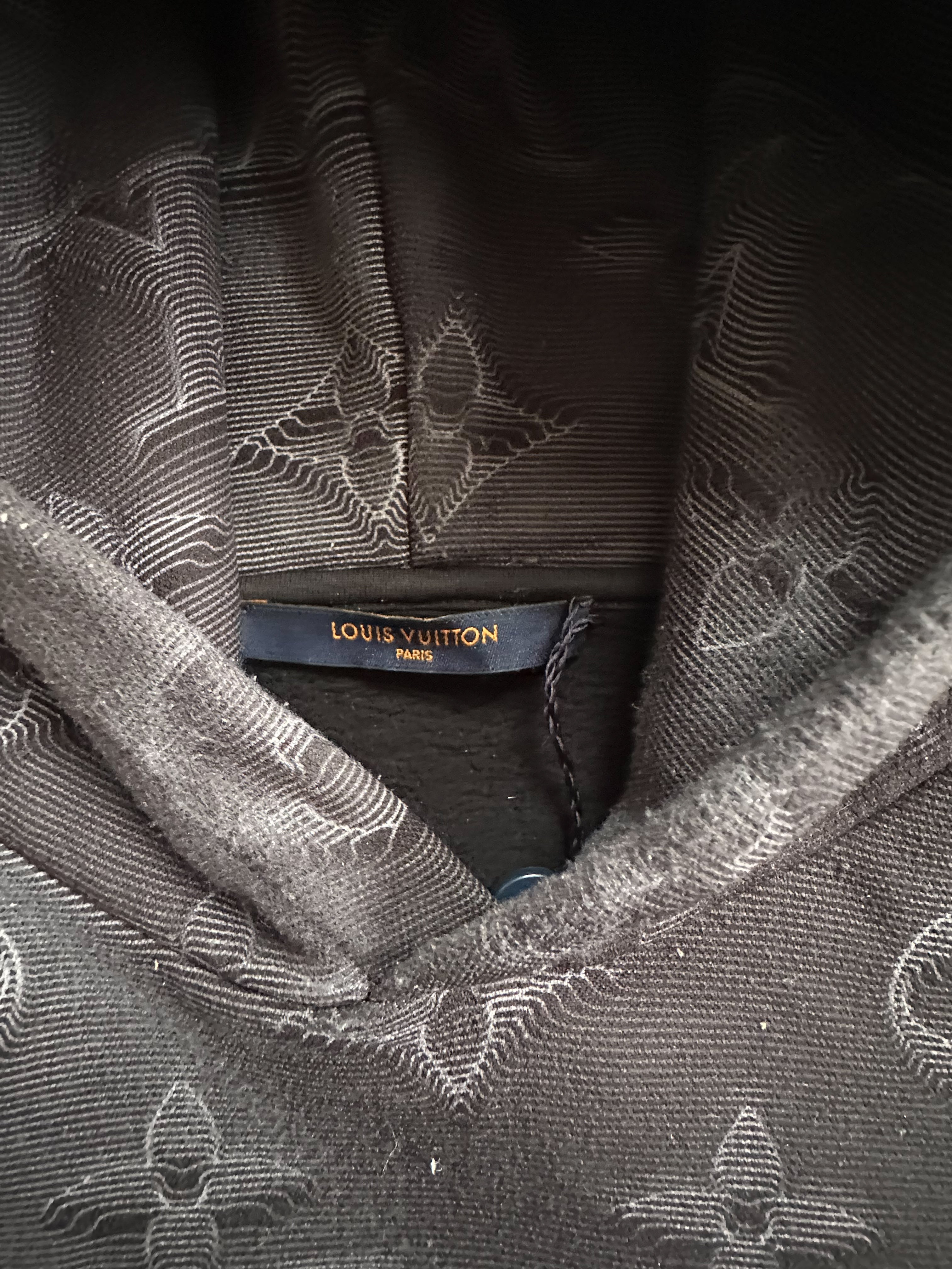 Louis vuitton sweater discount hoodie