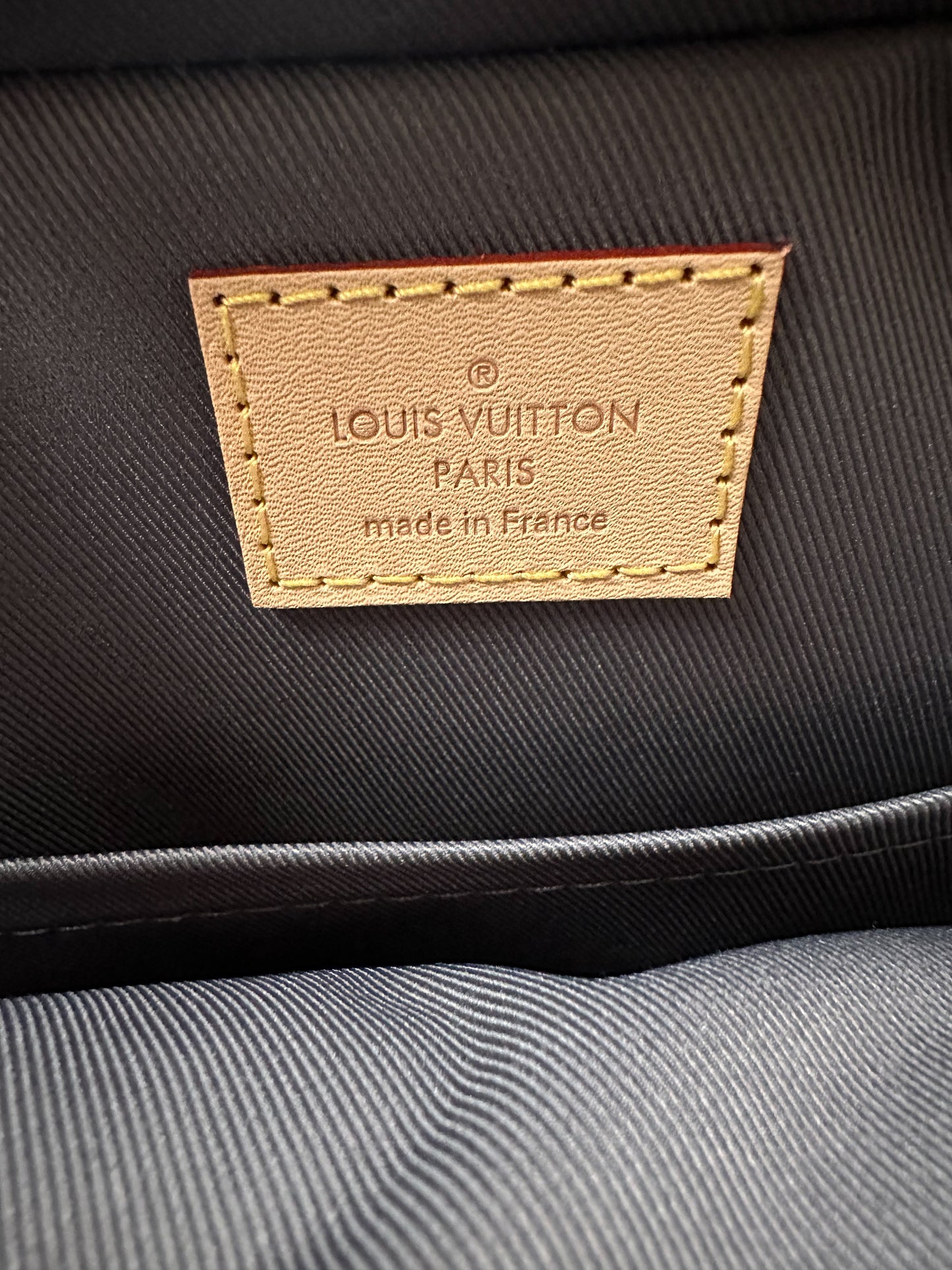 Louis Vuitton Grey Damier Salt Trio Messenger Bag