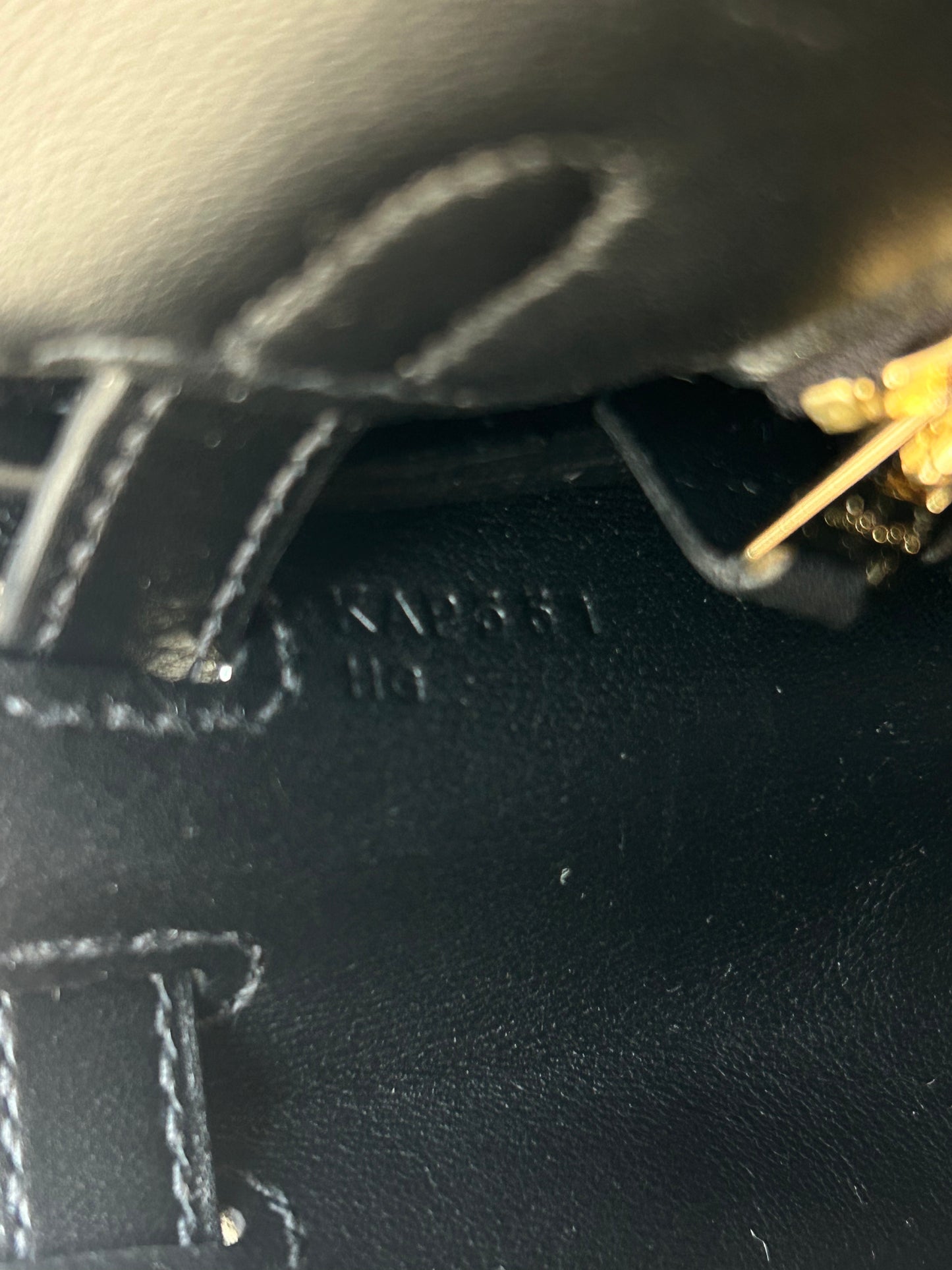 Hermes Black Swift & Gold Hardware Kelly 25
