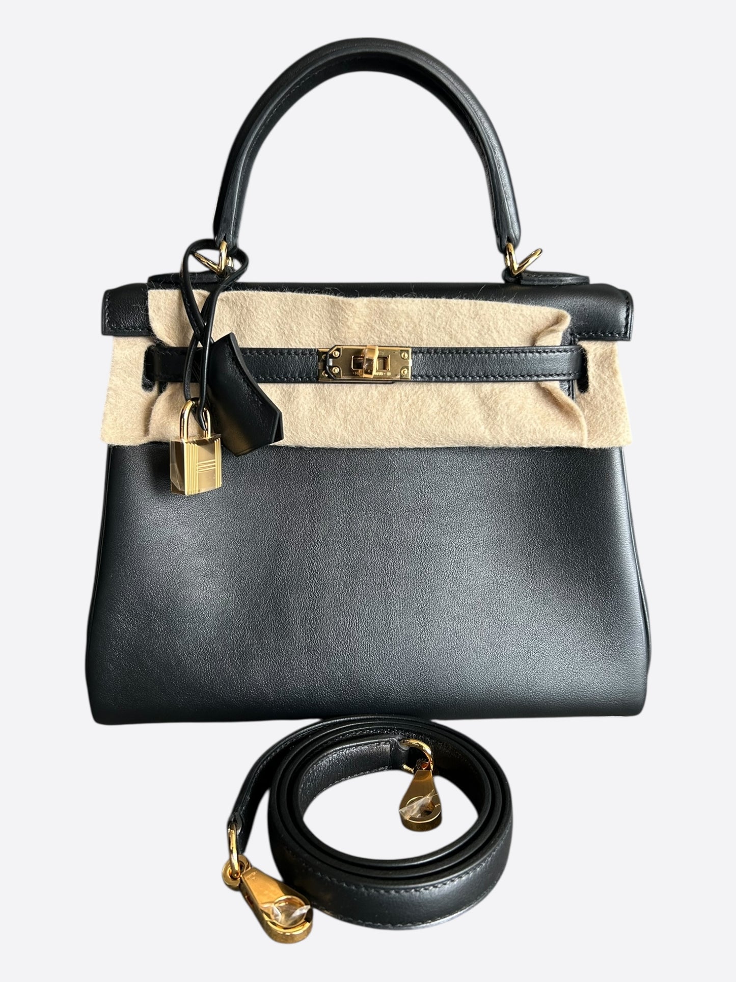 Hermes Black Swift & Gold Hardware Kelly 25
