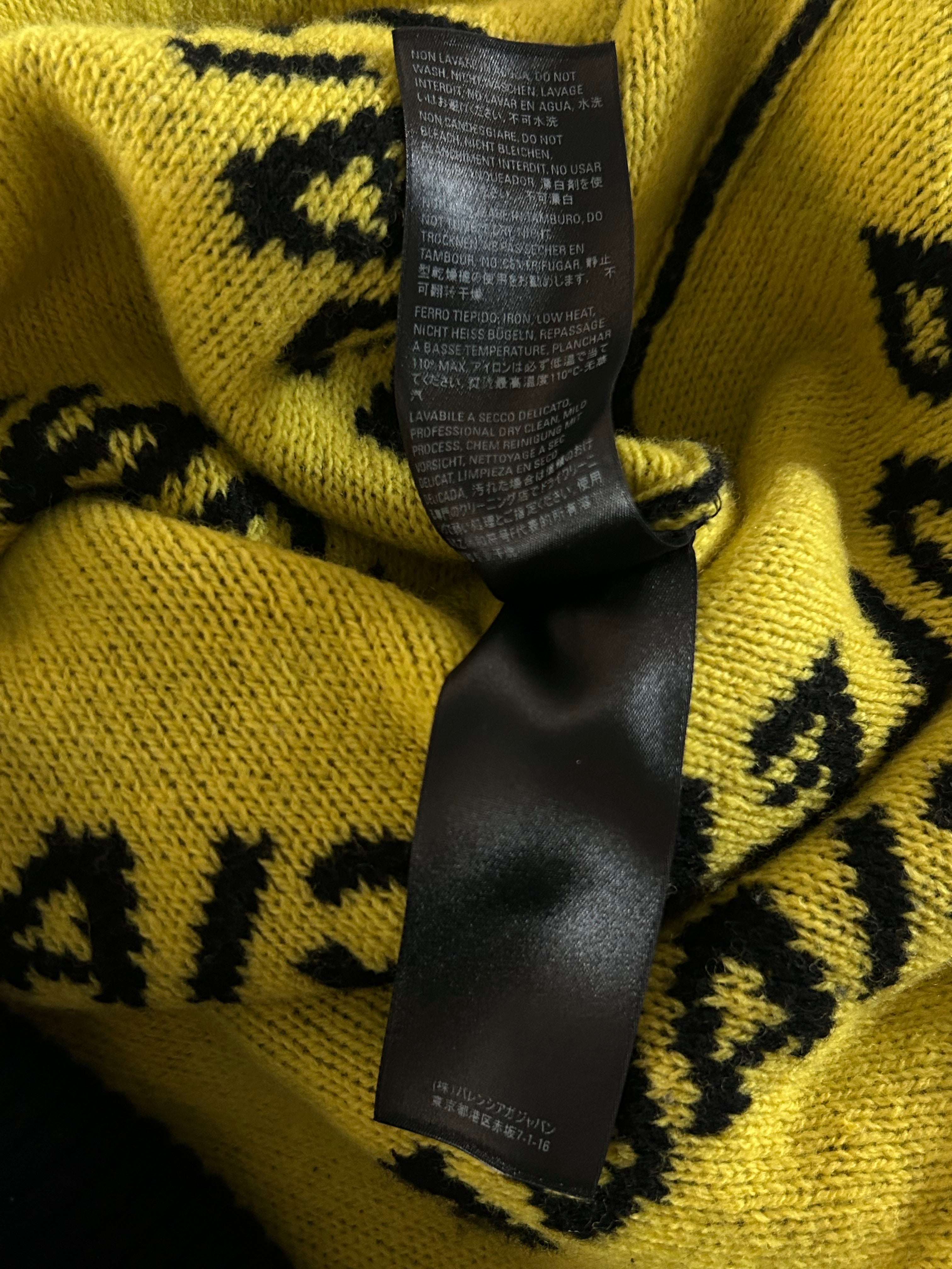 Balenciaga Black & Yellow All Over Logo Cardigan – Savonches
