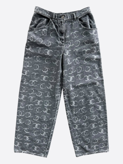 Chanel Faded Black & White 23B CC Logo Sequin Women's Denim Jeans