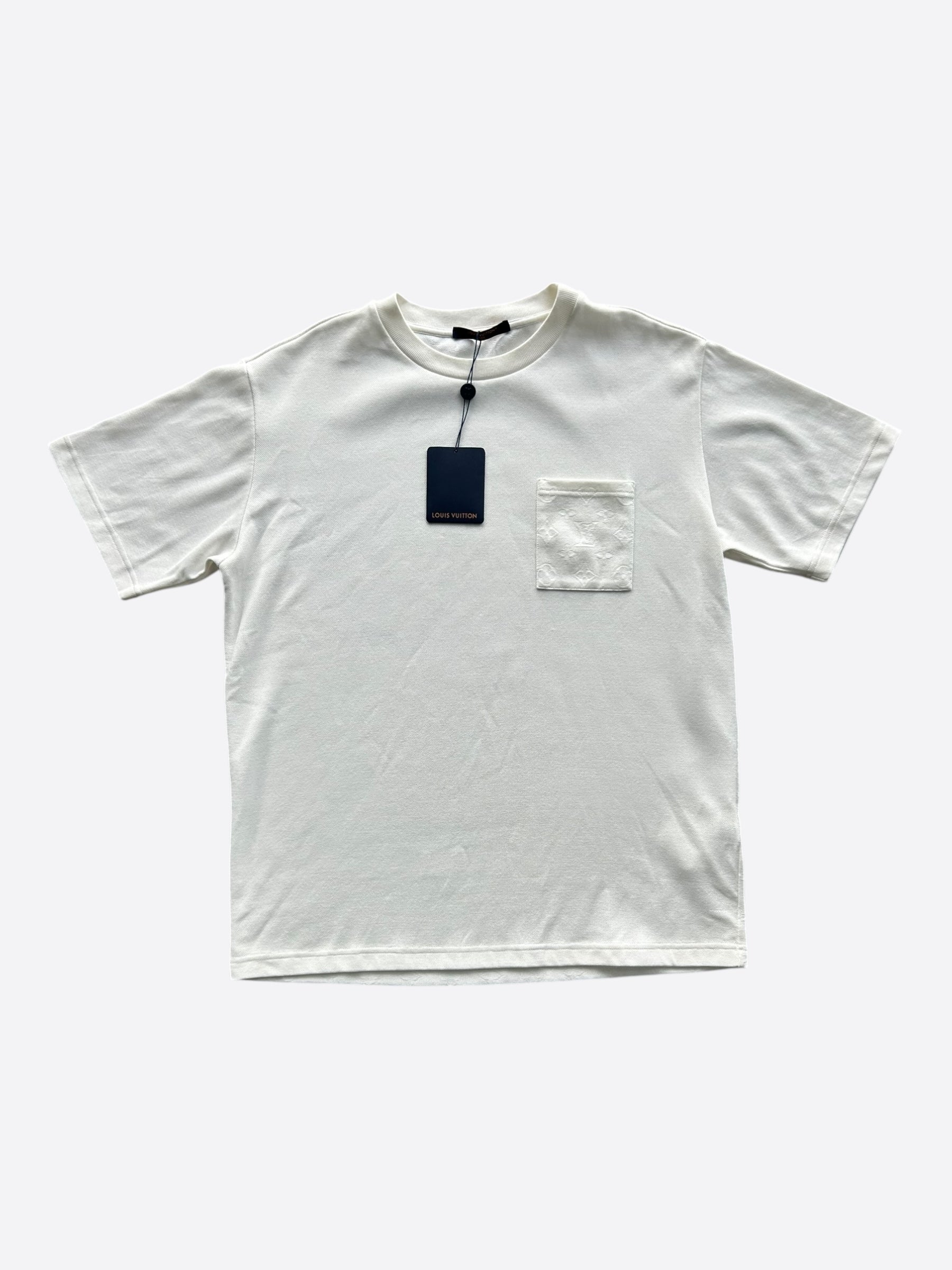 Louis Vuitton ポケットTシャツ ホワイト Louis Vuitton White Monogram Pocket T-Shirt – Savonches