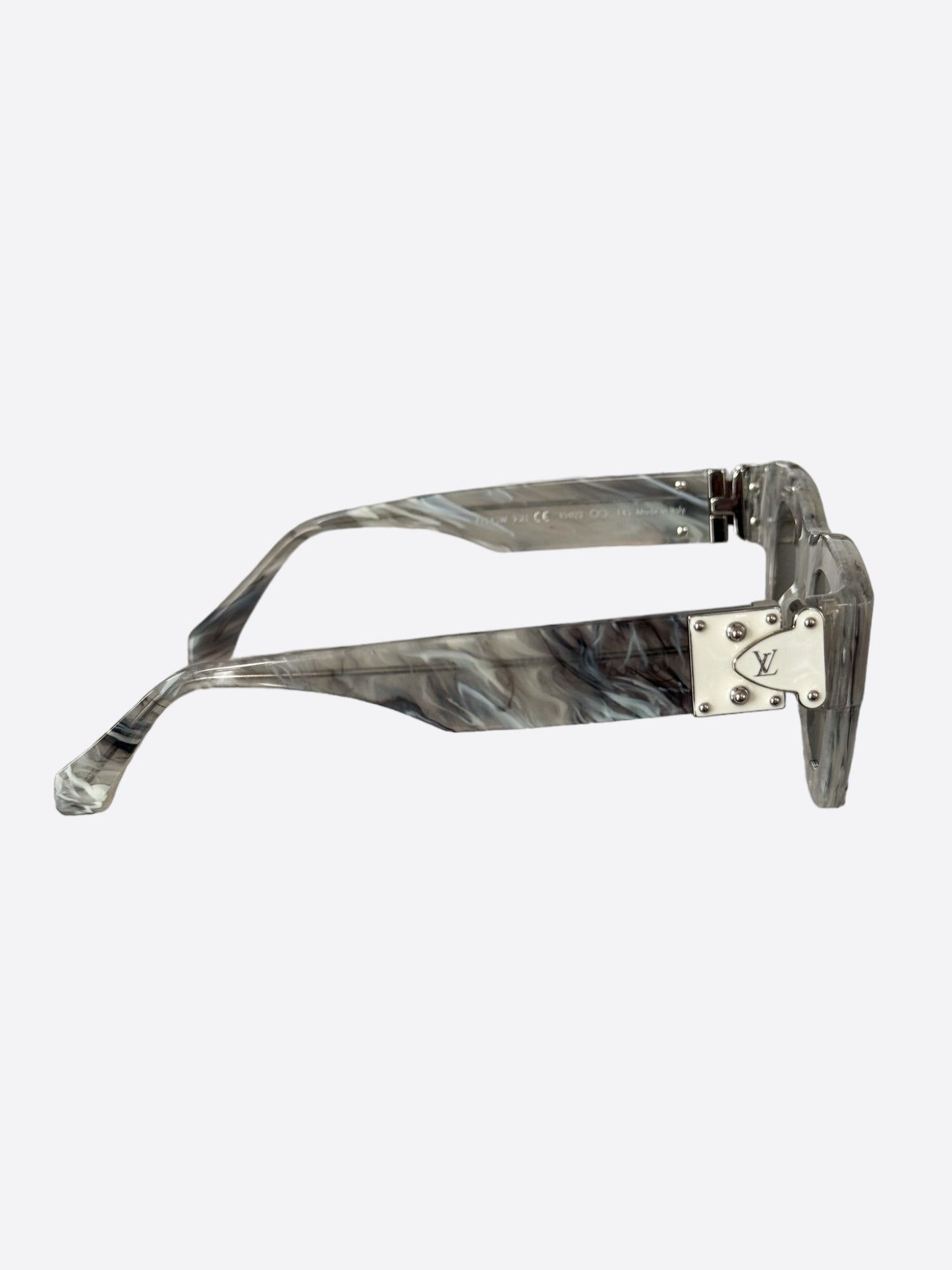 Louis Vuitton Grey Marble Match Sunglasses