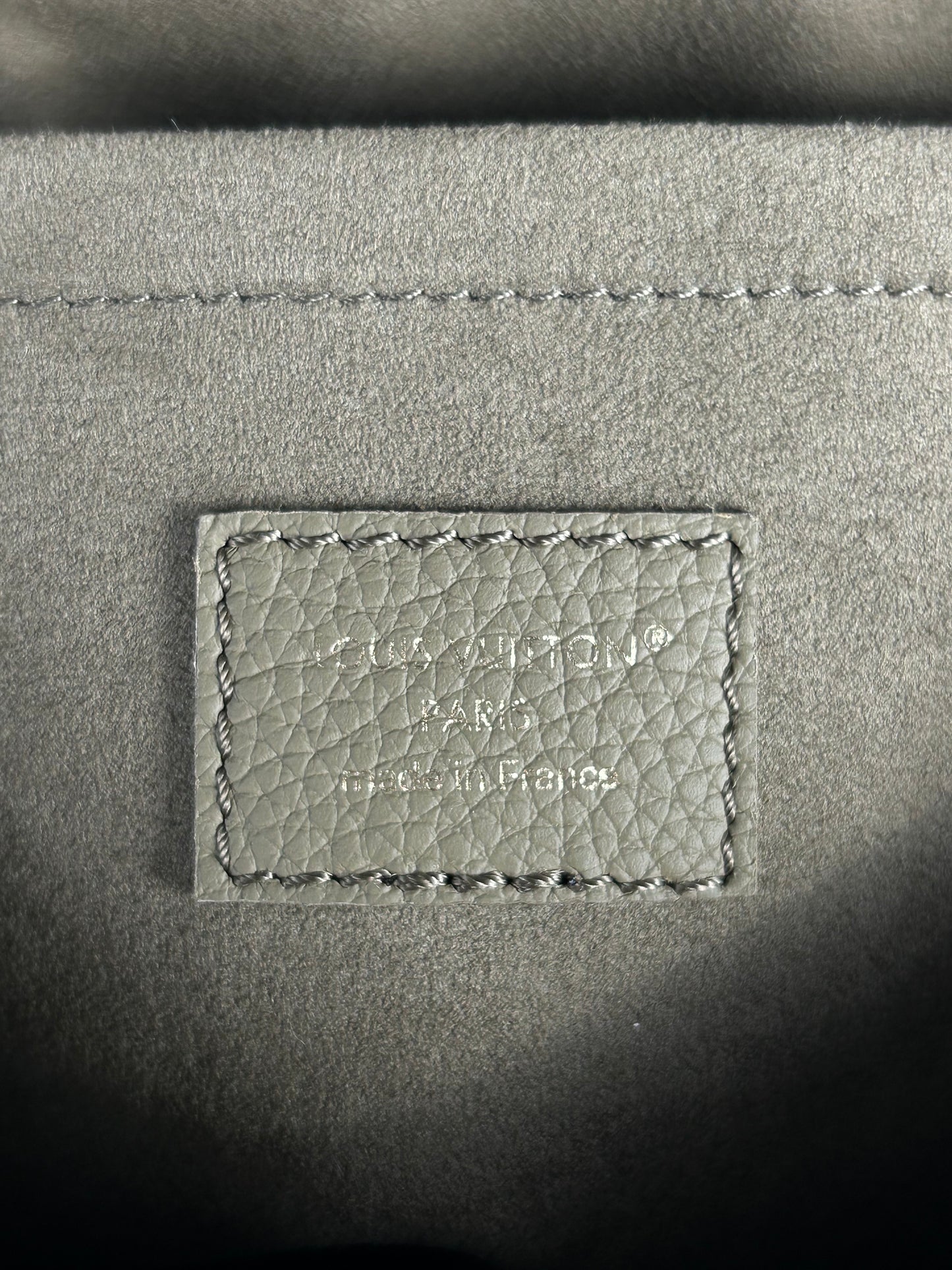 Louis Vuitton Grey Mahina Hand It All PM