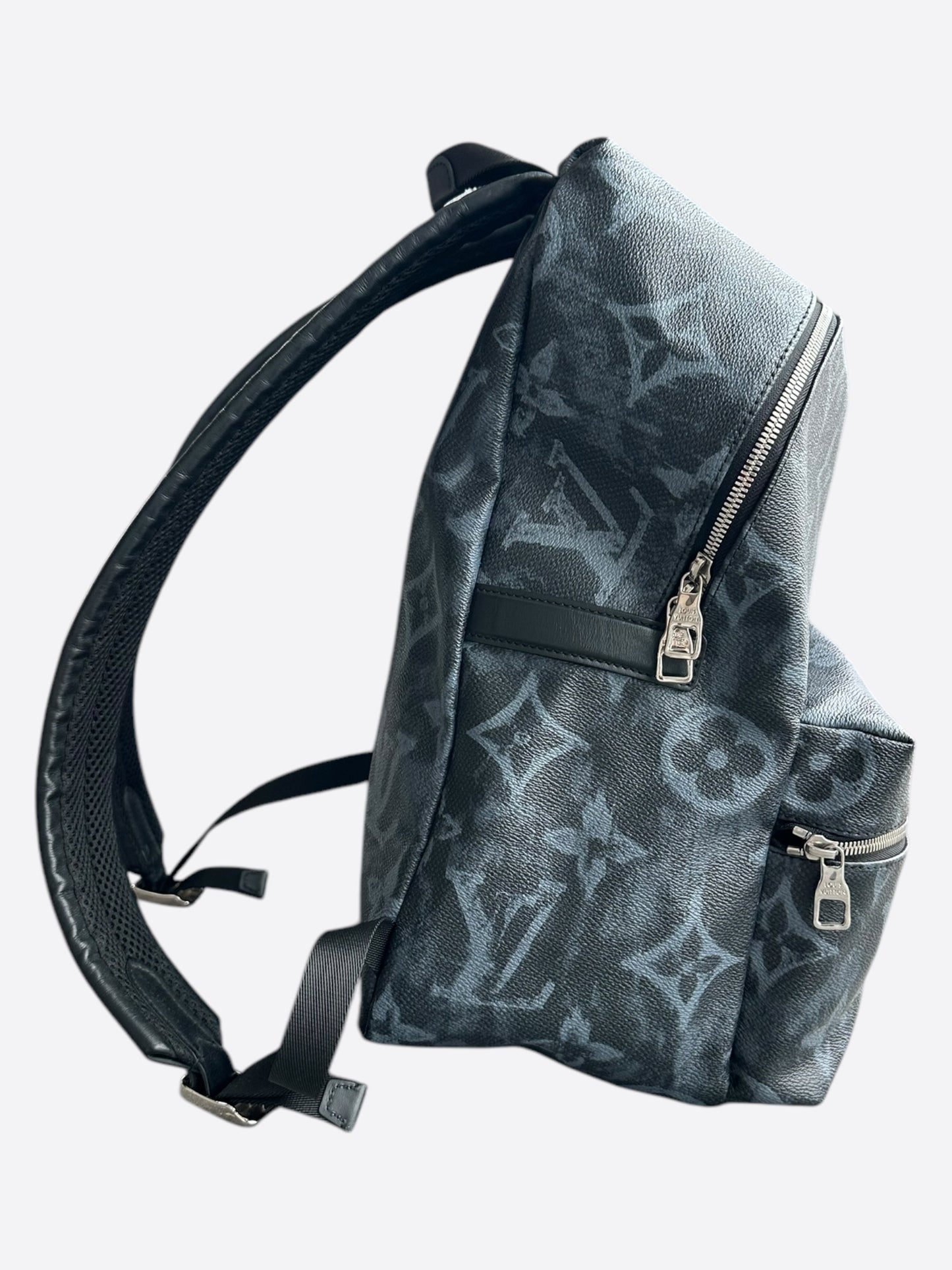 Louis Vuitton Navy Pastel Monogram Discovery Backpack