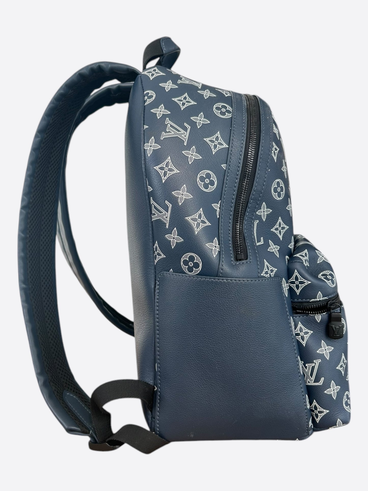 Louis Vuitton Navy & White Monogram Discovery Backpack