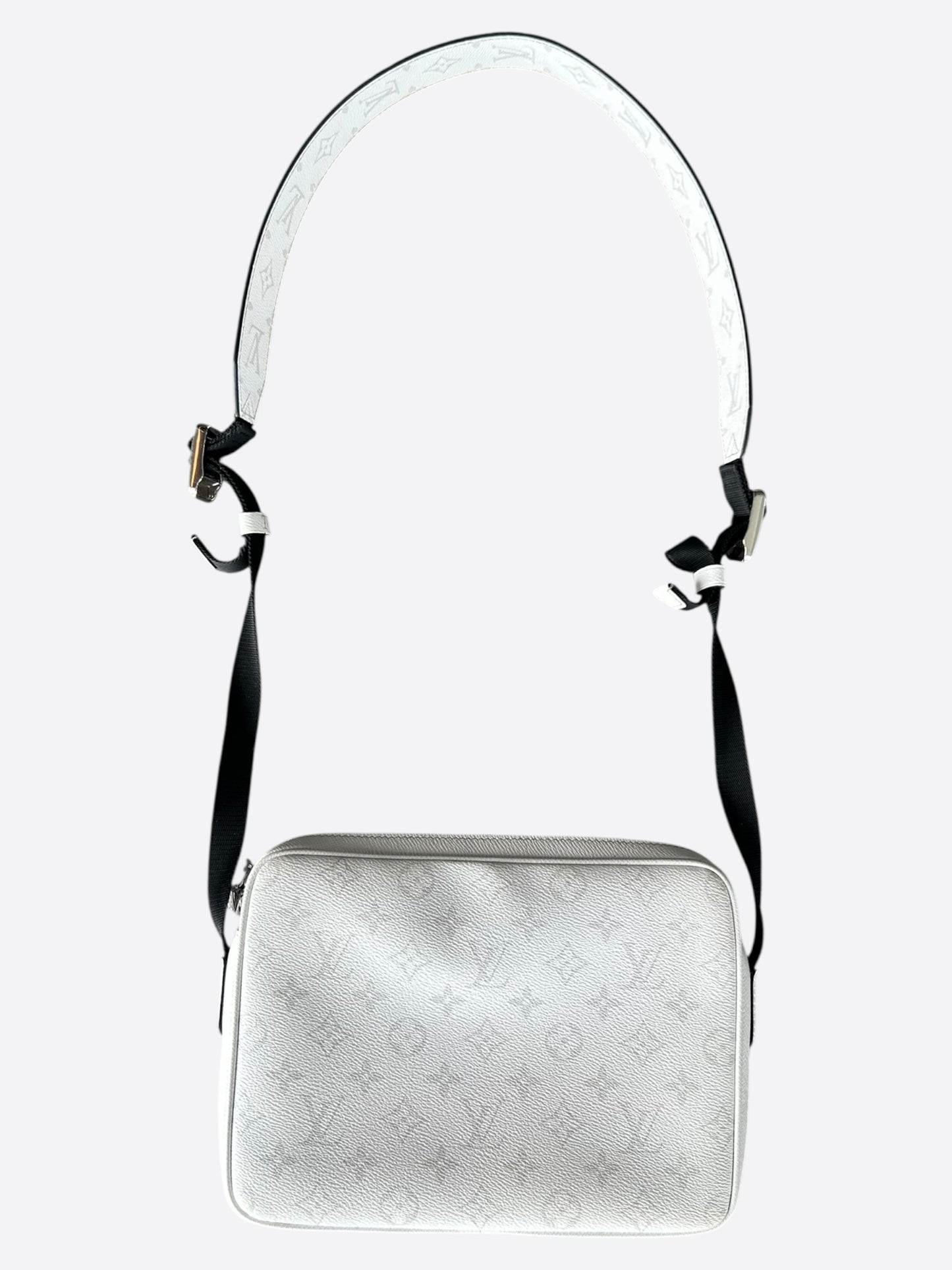 Louis Vuitton White Taigarama Monogram Outdoor Messenger Bag