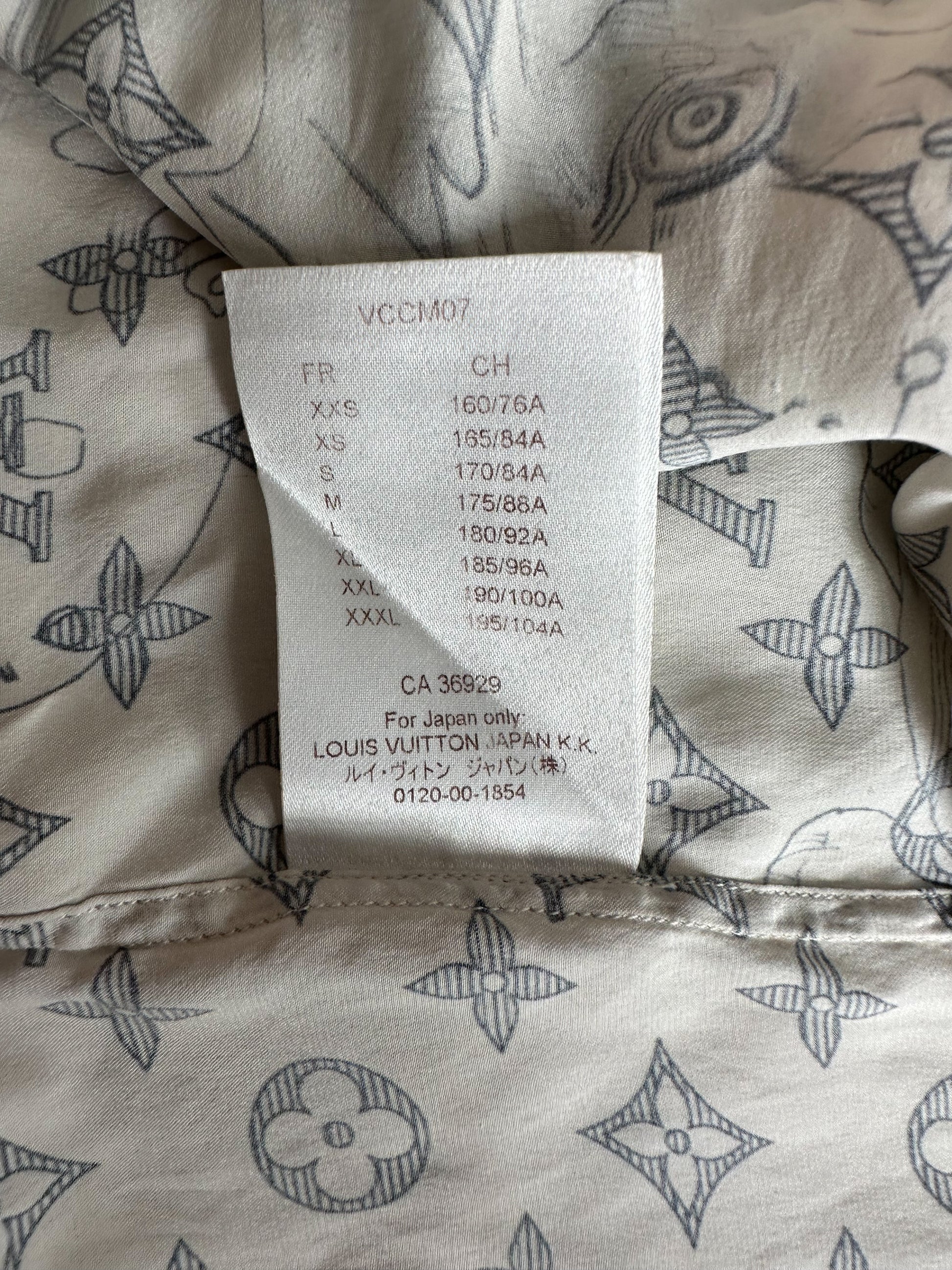 Louis Vuitton Chain Print Silk Shirt (1A92PH)  Printed silk shirt,  Masculine style, Silk shirt