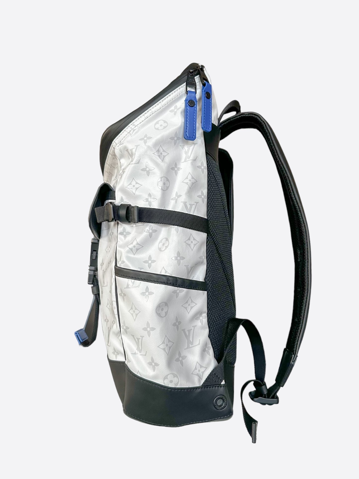 louis vuitton black and white backpack Louis Vuitton White & Black Monogram Mountain Backpack – Savonches