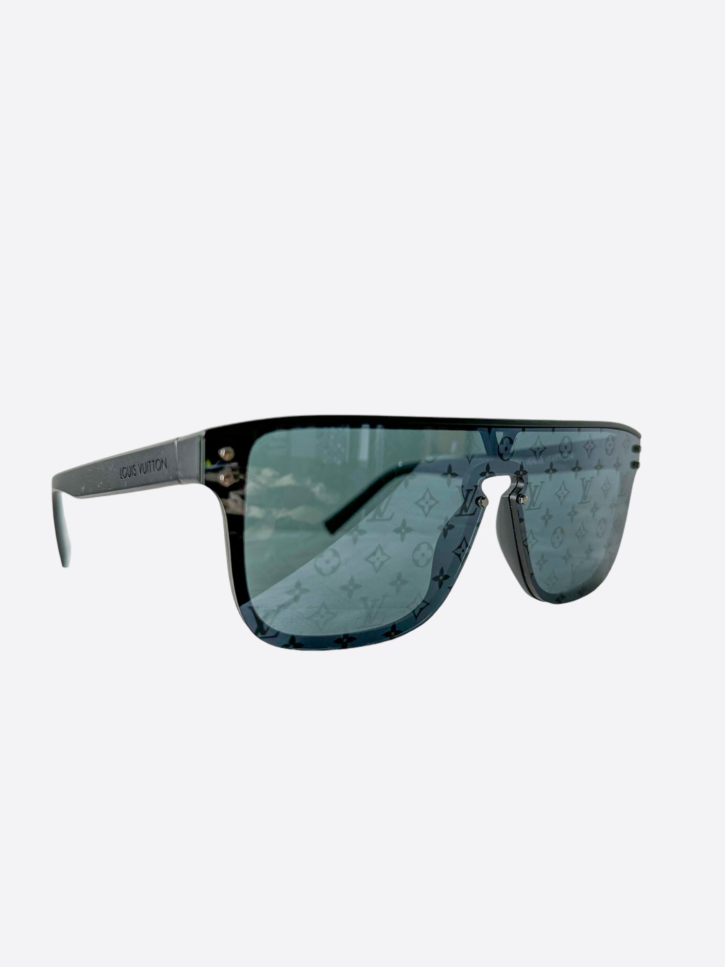 Louis Vuitton Monogram LV Waimea Sunglasses, Brown
