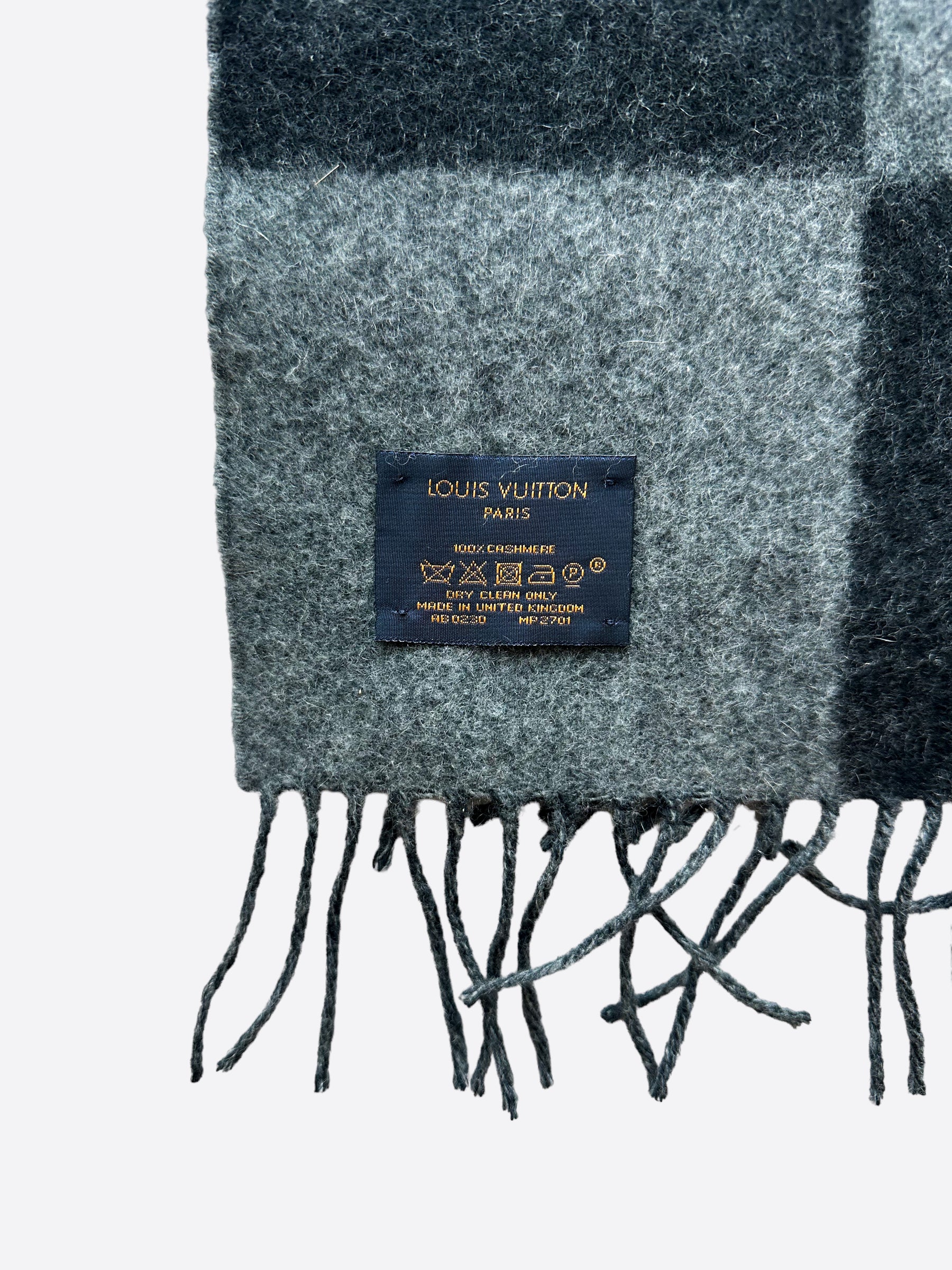 Brand New Louis Vuitton X Nigo Damier Geant Wave Monogram Scarf