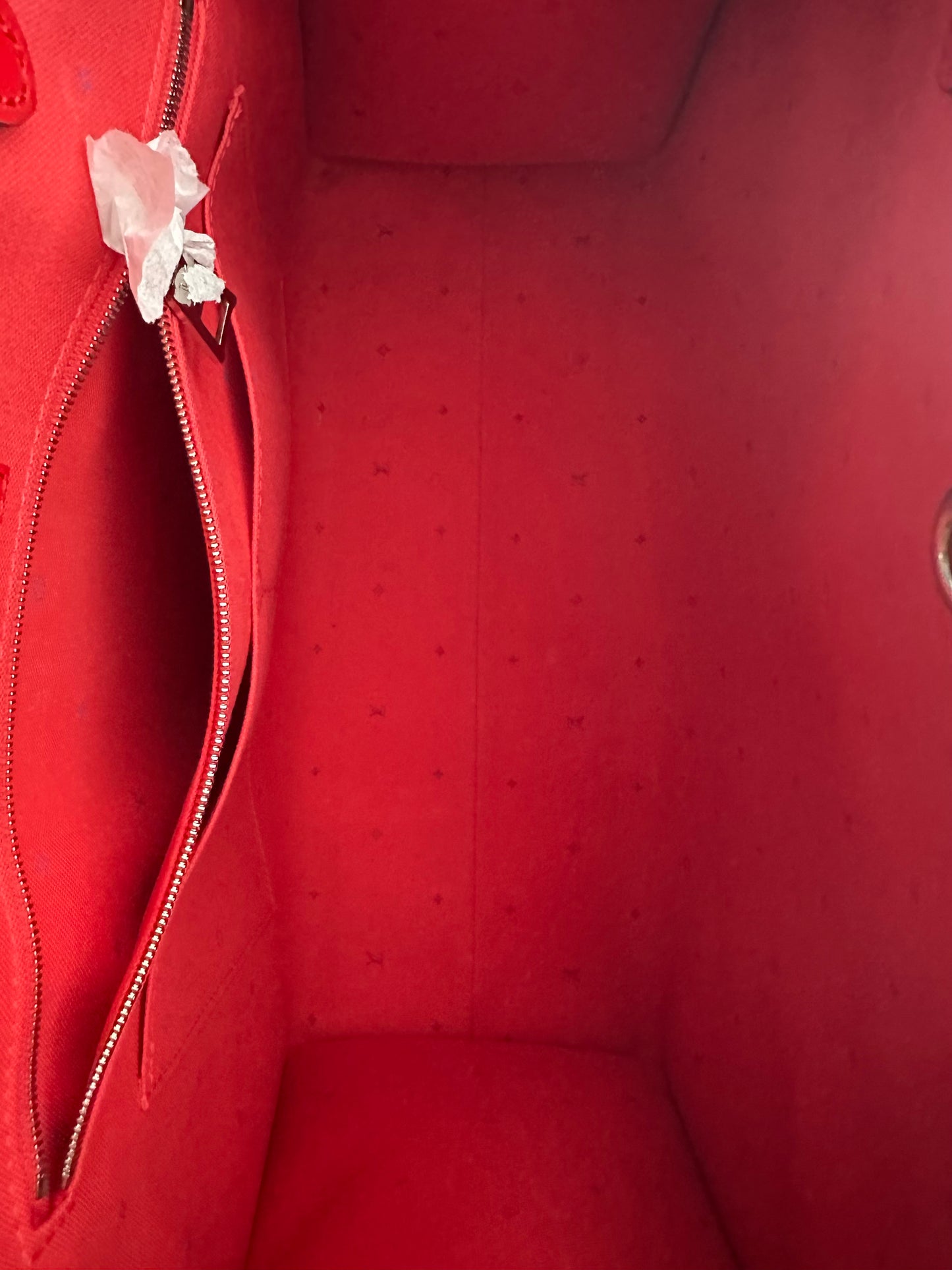 Louis Vuitton Pink & Red Escale Monogram OnTheGo GM