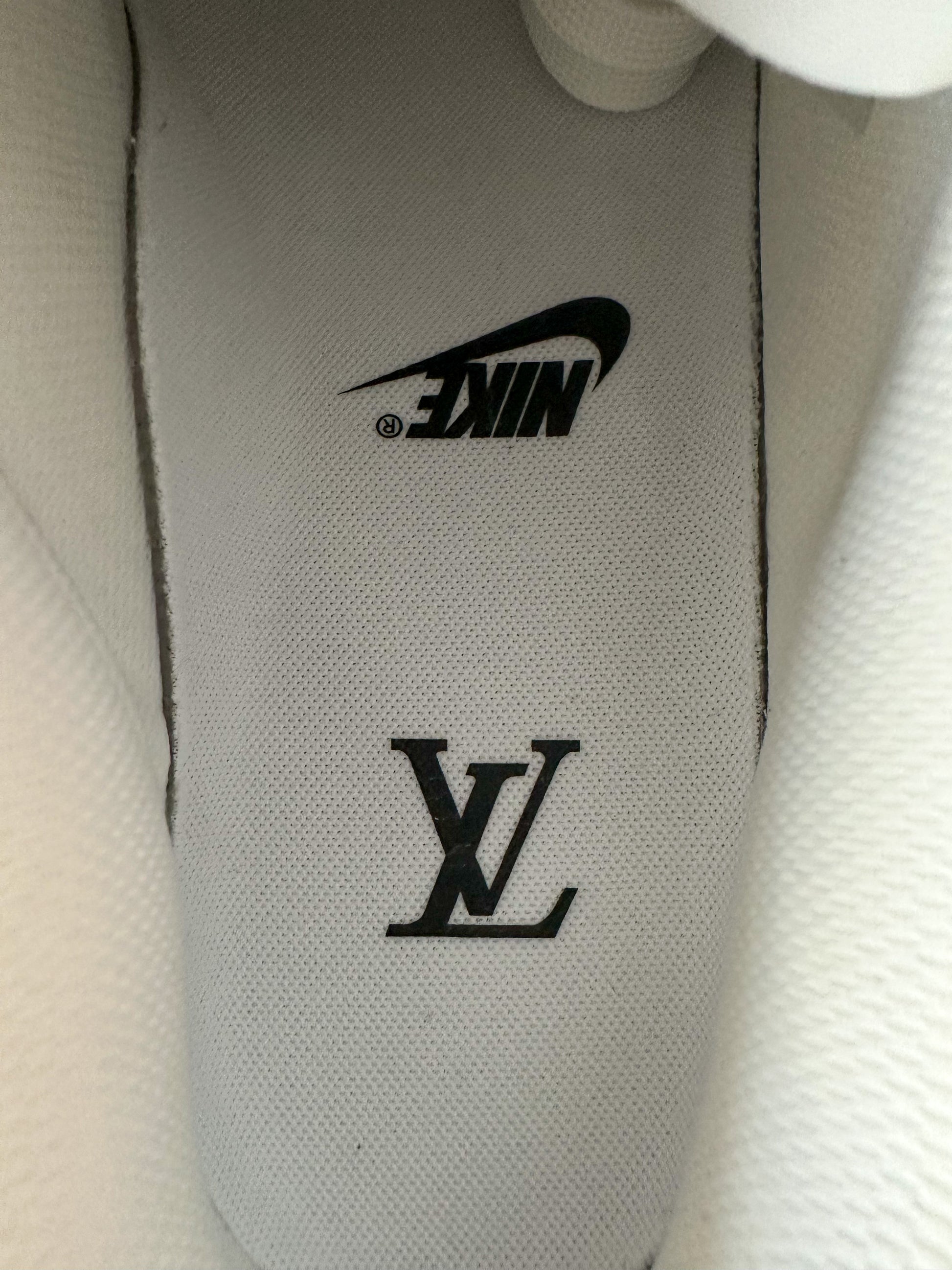 LOUIS VUITTON X NIKE AIR FORCE 1 Calfskin Monogram Mid Sneakers 7 White  1146246