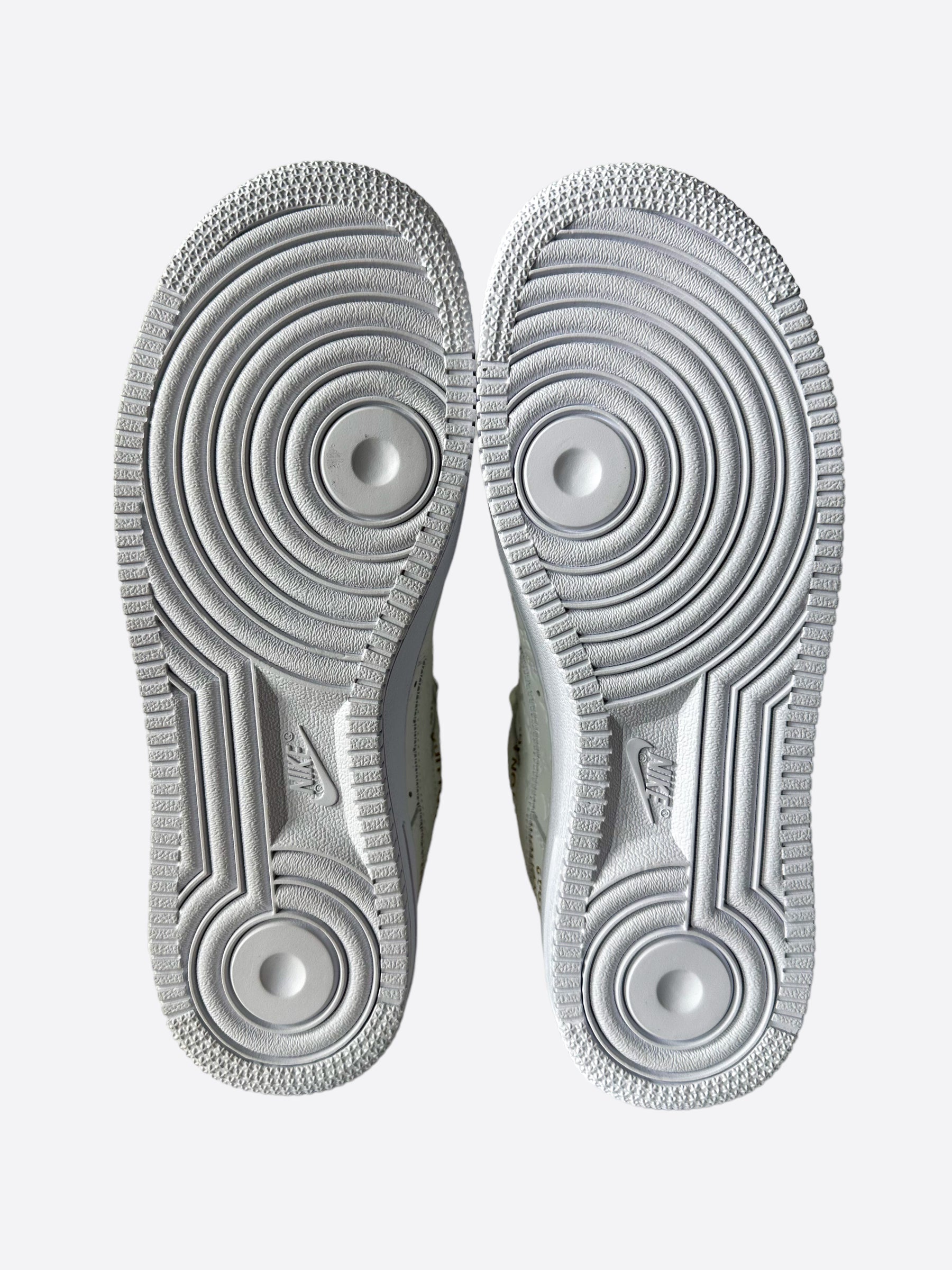 Louis Vuitton White Monogram Nike Air Force 1 – Savonches