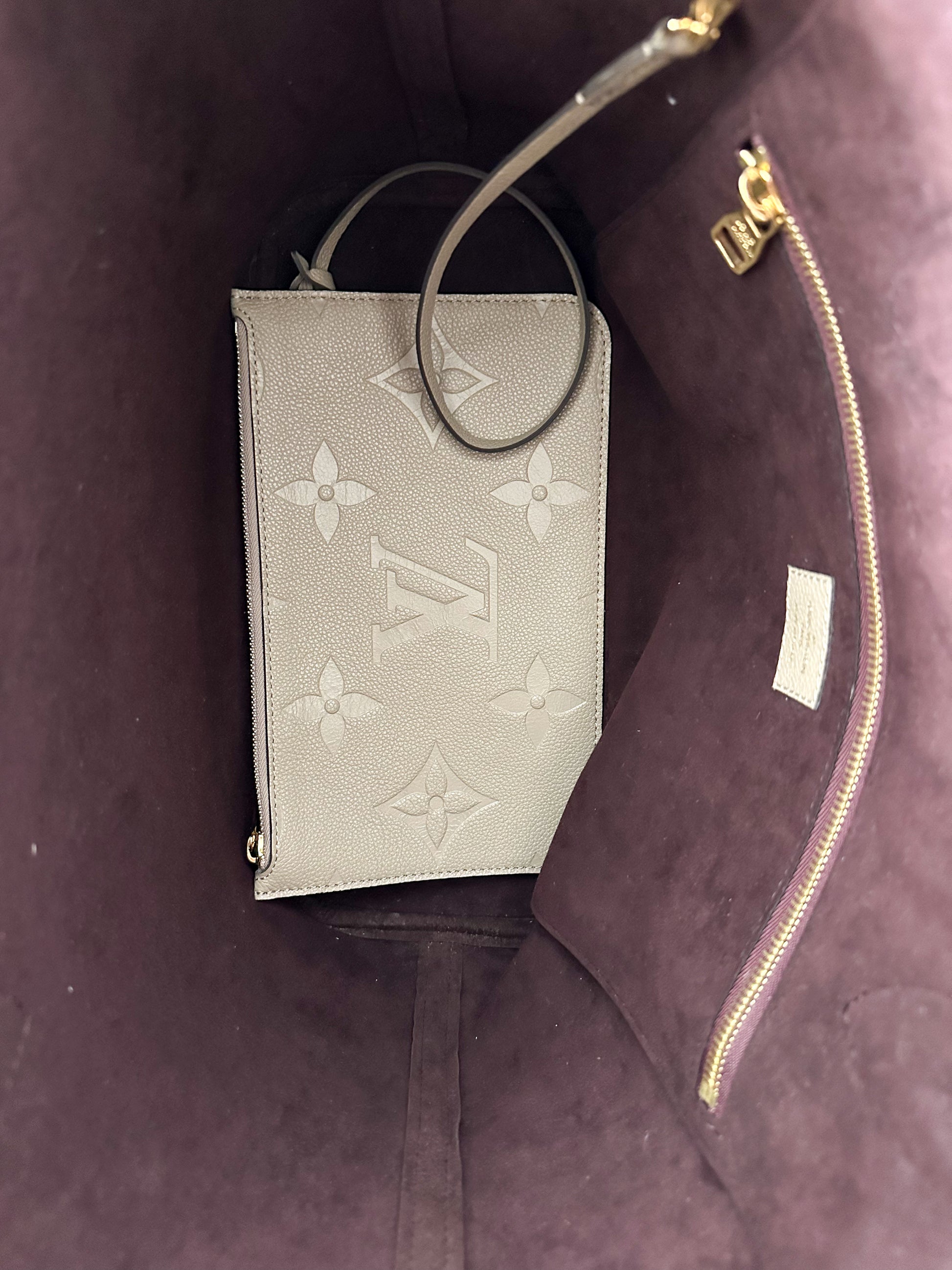 Louis Vuitton Authentic Empreinte Turtledove Neverfull MM Monogram Bag w.  Pouch