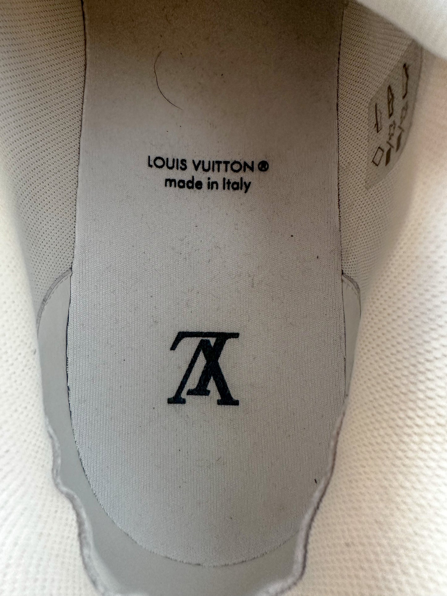 Louis Vuitton White Leather Trainers