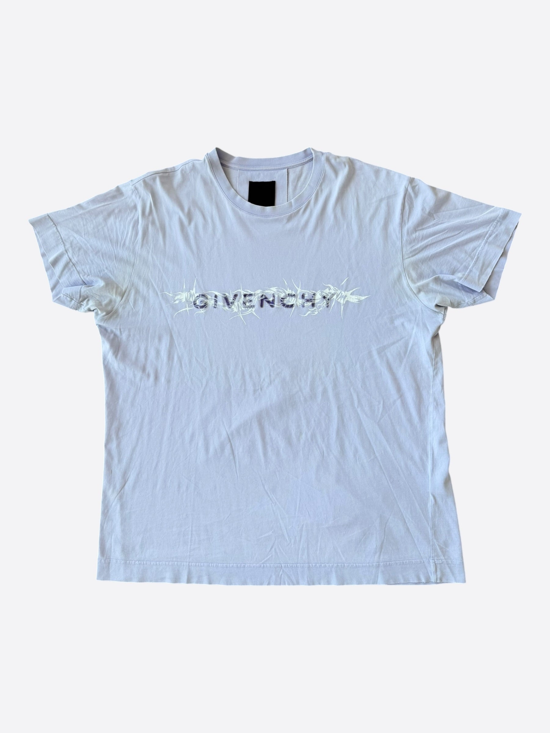 Givenchy – Savonches