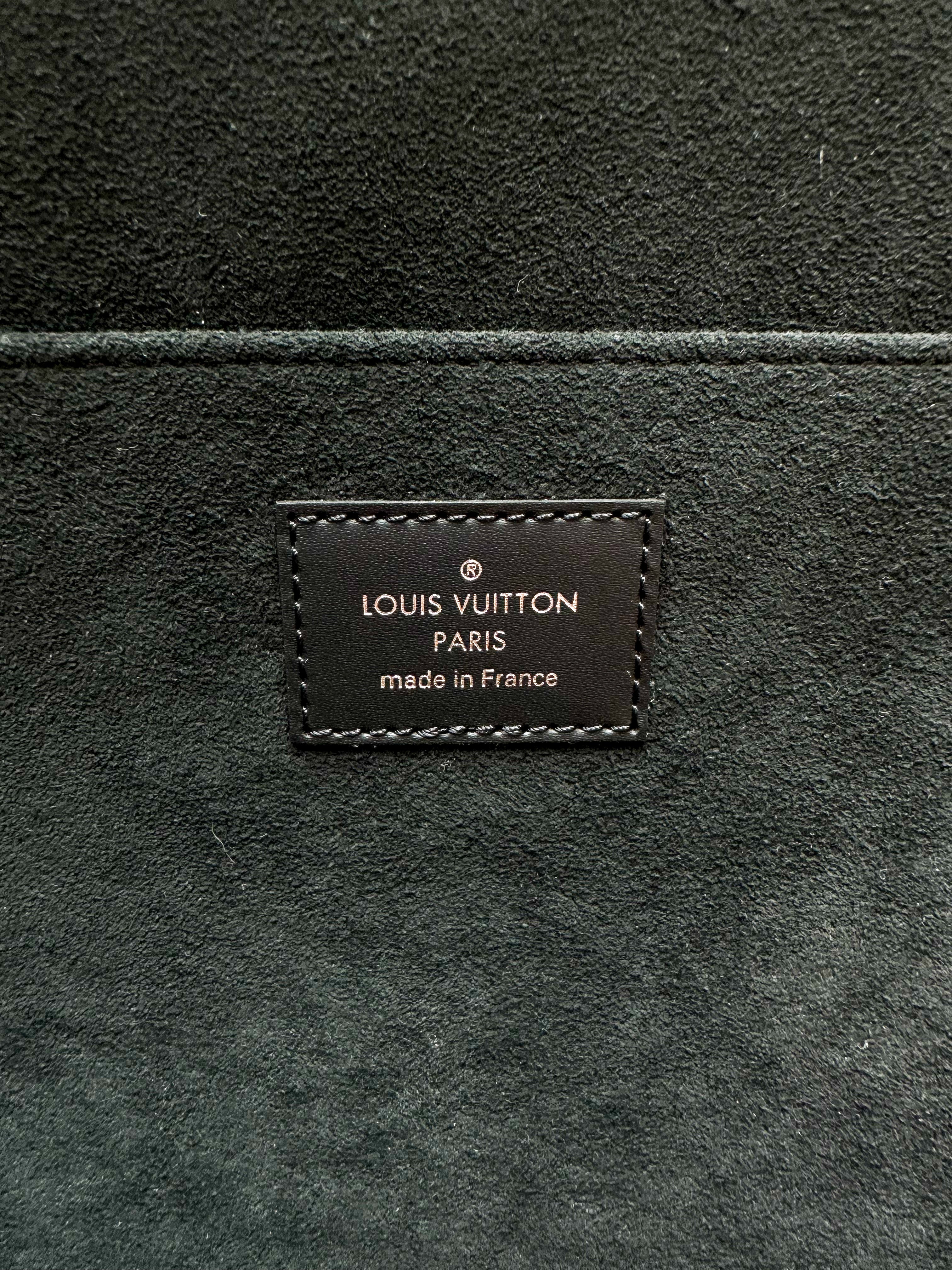 Louis Vuitton Supreme Black EPI Pochette Jour GM – Savonches