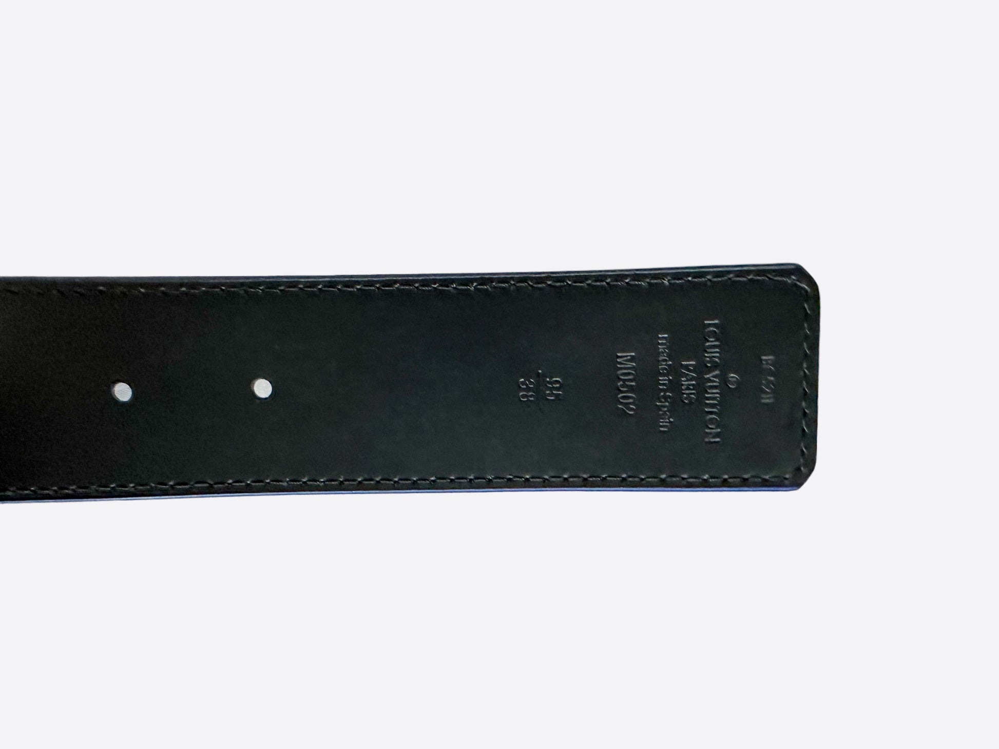 Louis Vuitton Men's Utility 35 MM Belt Monogram Eclipse M0235Q – Luxuria &  Co.