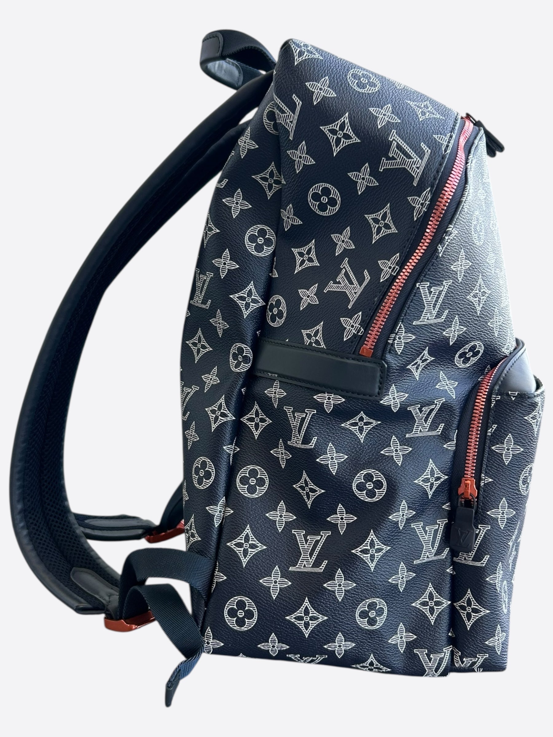 louis vuitton apollo backpack monogram upside down ink navy Louis Vuitton Navy & White Upside Down Monogram Backpack – Savonches