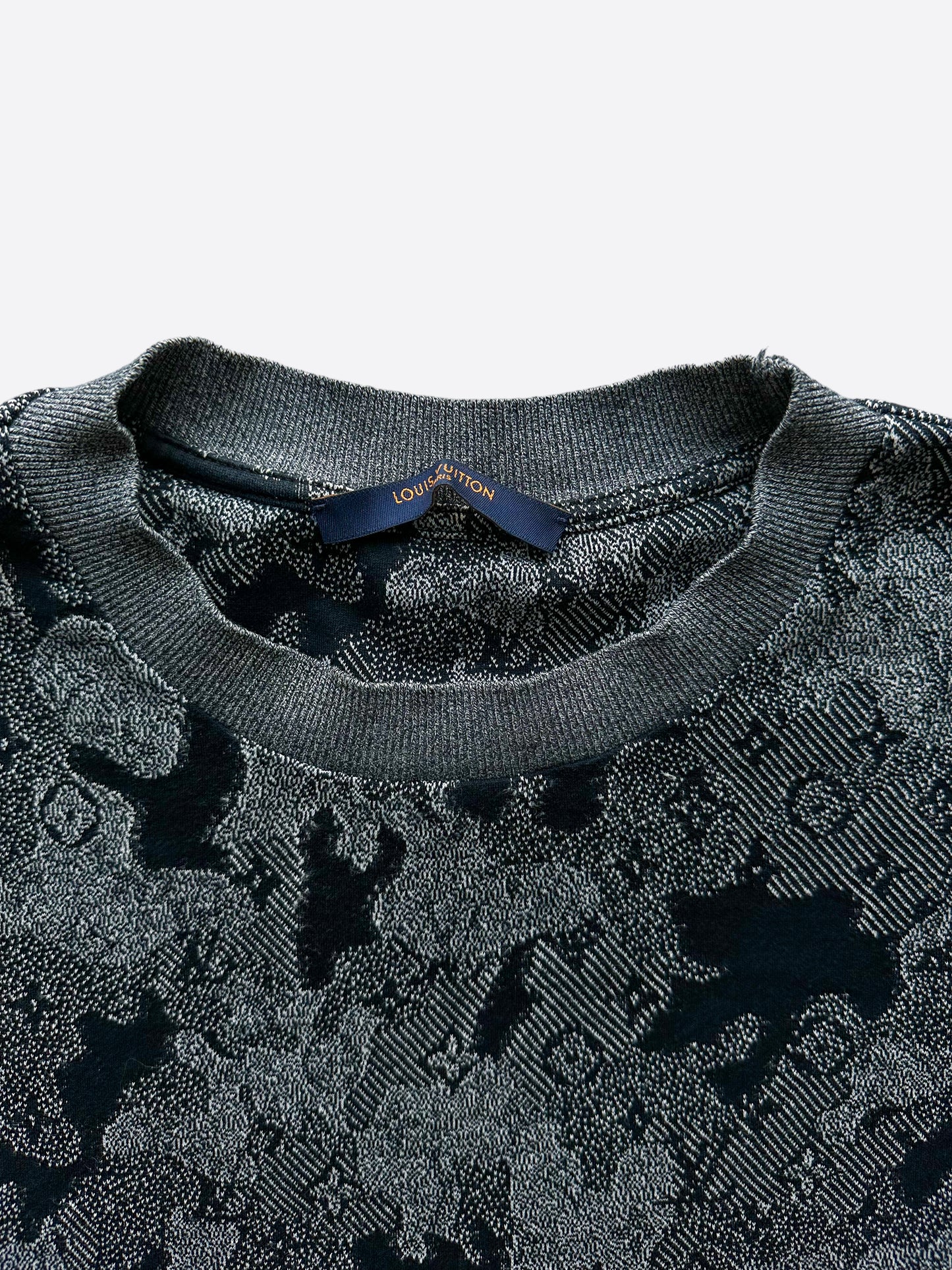 Louis Vuitton Tie-Dye Camo Monogram Tee Shirt – Savonches