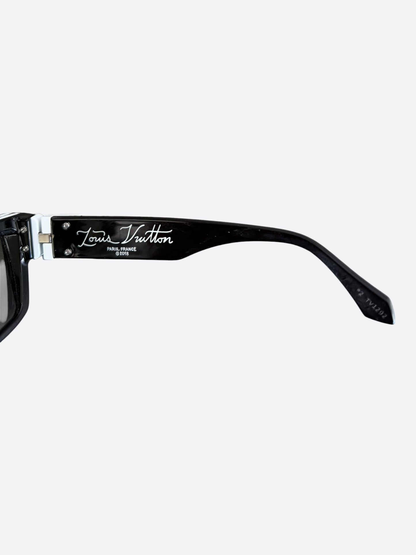 Louis Vuitton Black & White 1.1 Millionaires