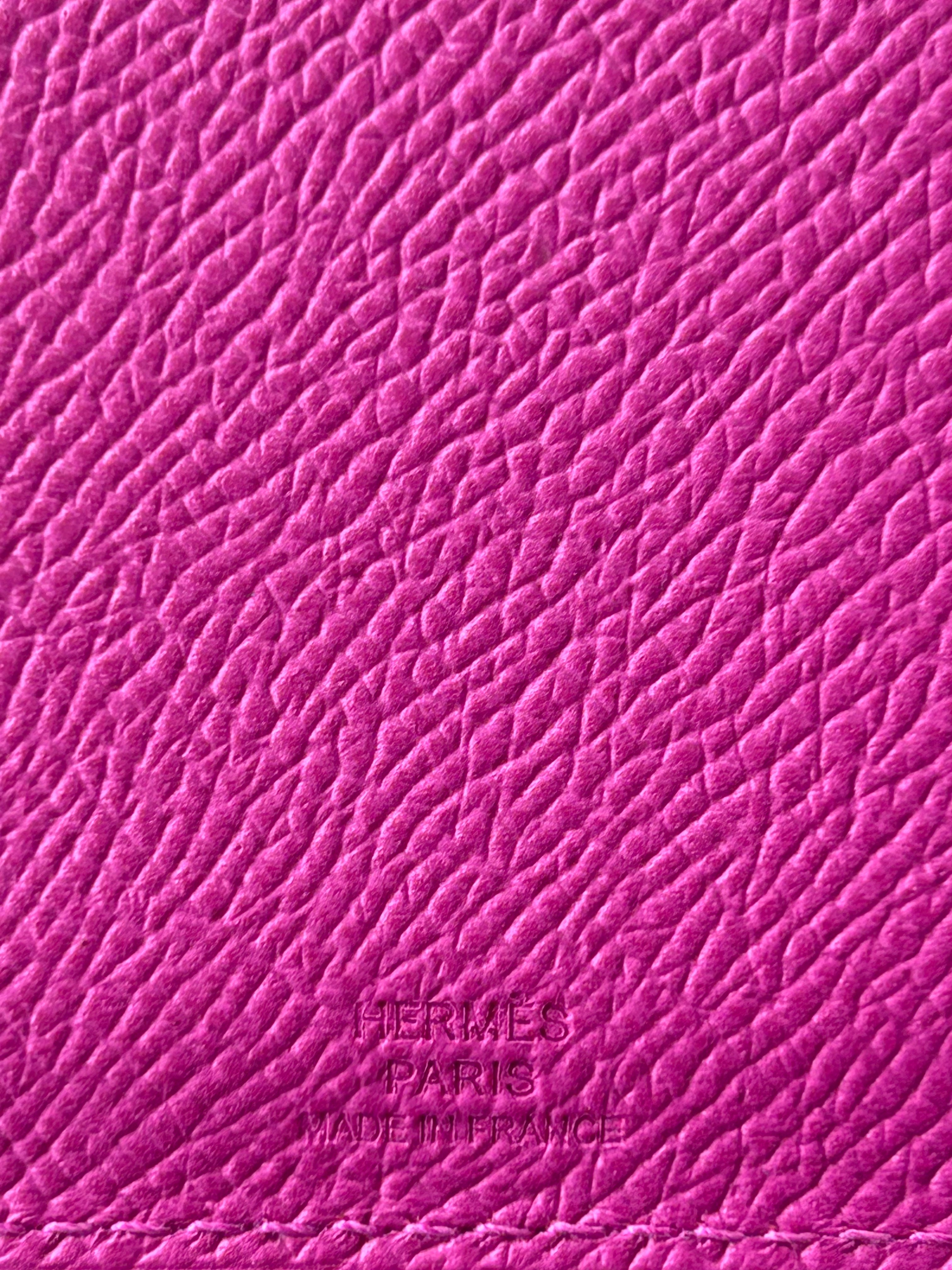 Hermes Pink Epsom Tarmac Passport Holder – Savonches