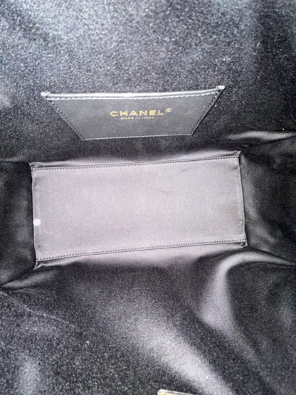 Chanel Black Caviar Quilted Medium 25 Bag
