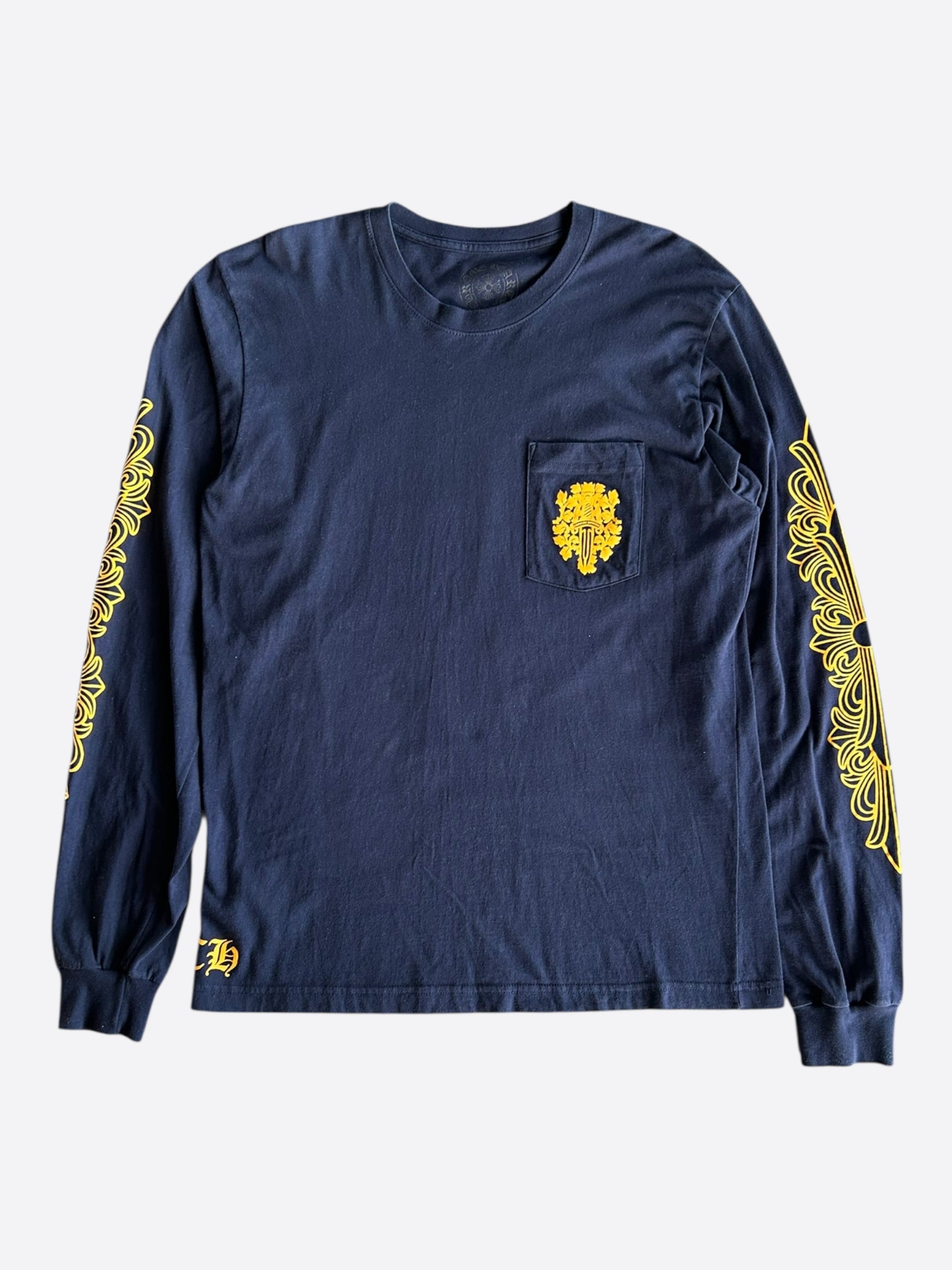 90s OLD CHROME HEARTS Tシャツ ネイビー×イエローロゴ Chrome Hearts Navy & Yellow Dagger Logo Longsleeve T-Shirt – Savonches