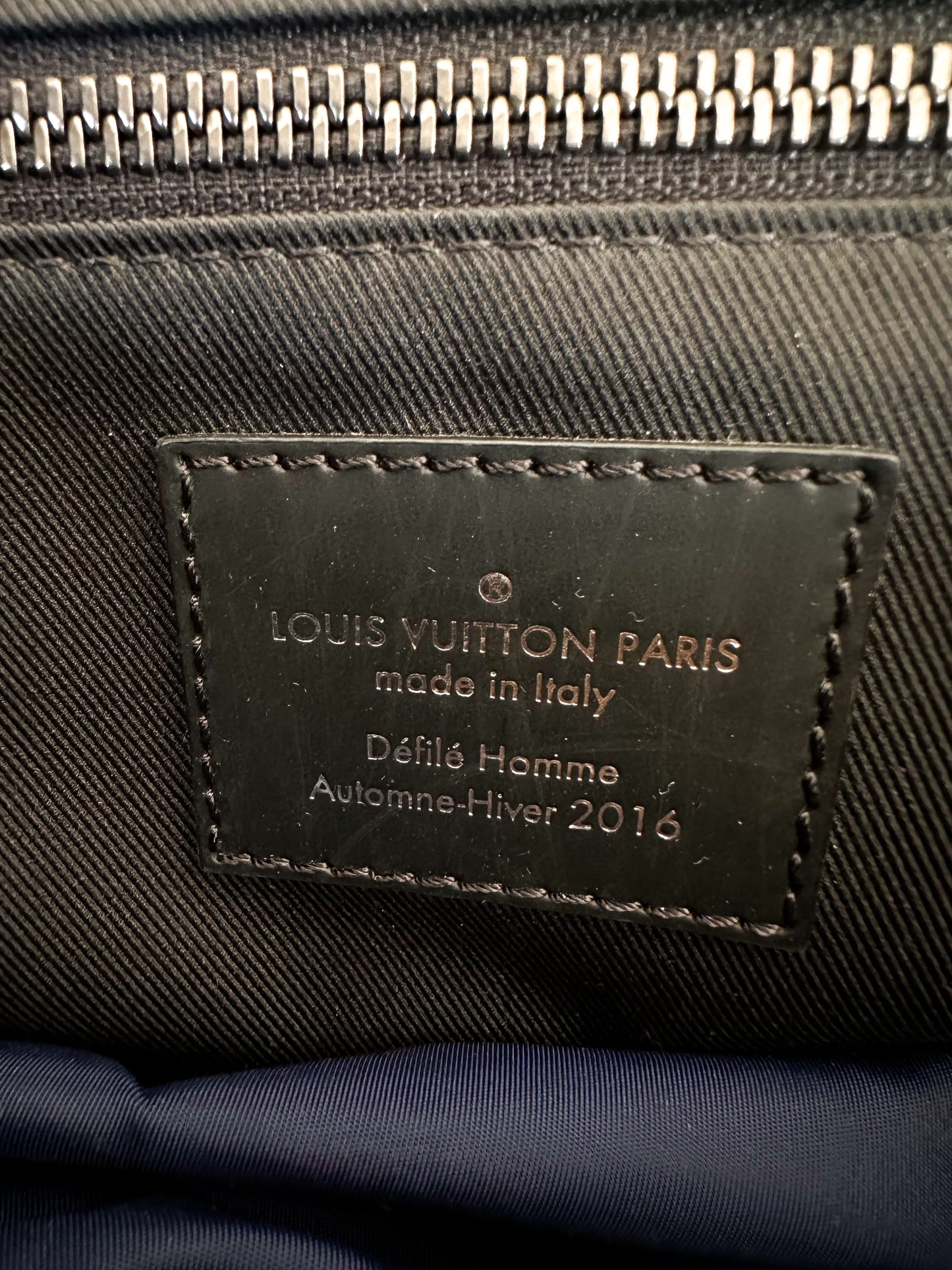 Louis Vuitton Monogram Eclipse Voyage Messenger MM