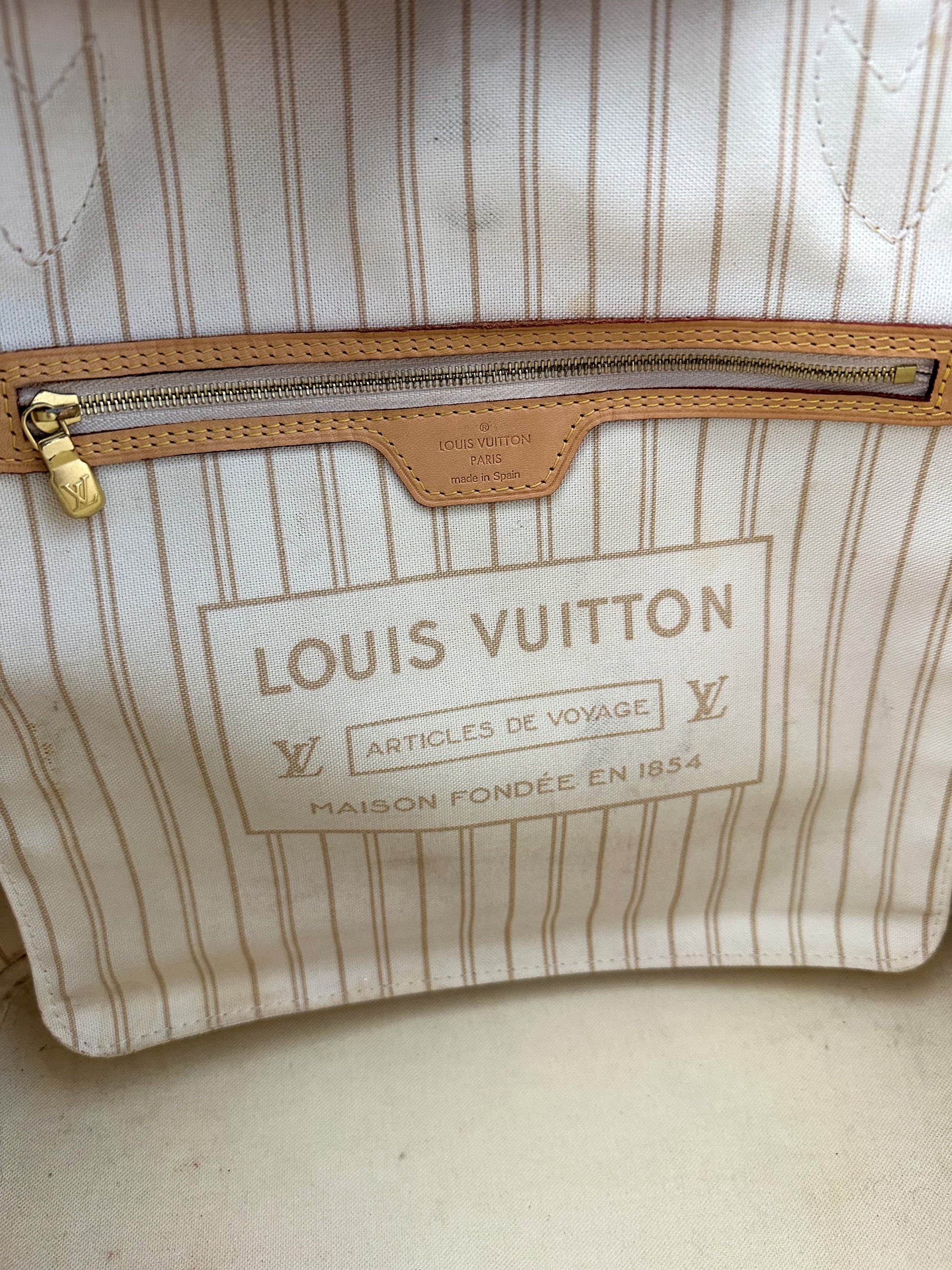 Louis Vuitton Damier Azur Neverfull MM – Savonches