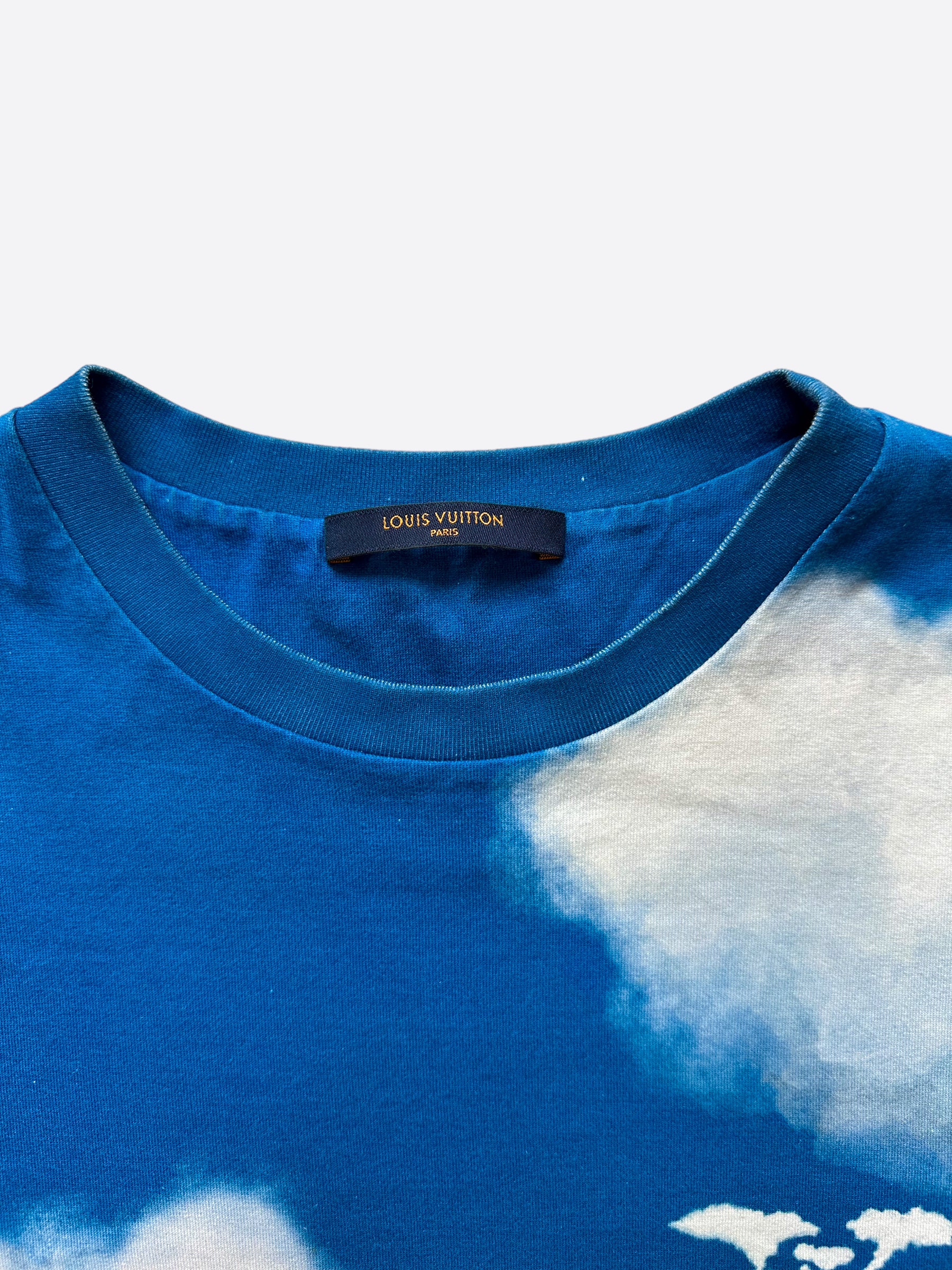 Louis Vuitton Cloud Blue T Shirt - XL / Blue