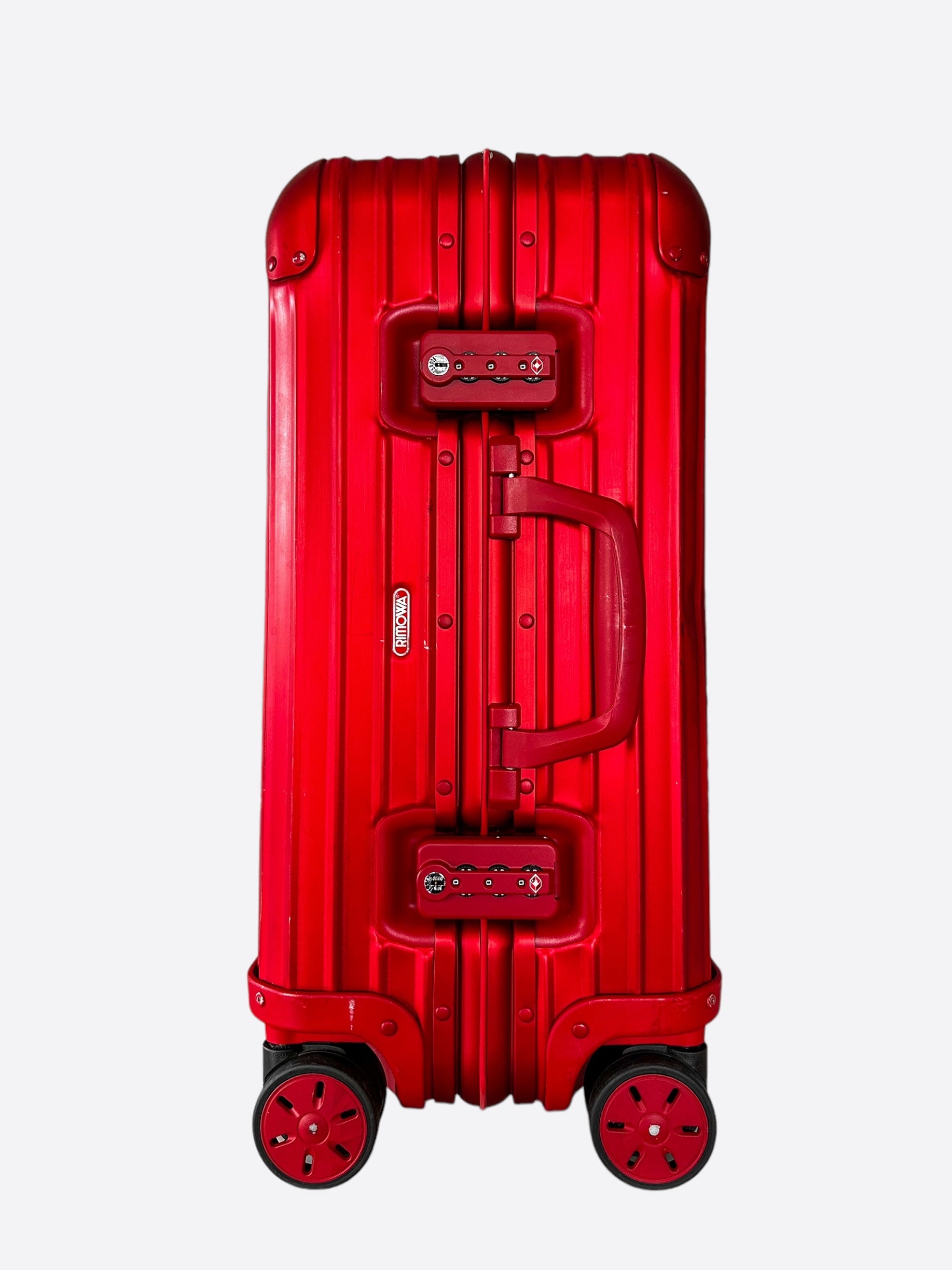 Rimowa Supreme Red u0026 White Topas Multiwheel 45L Suitcase – Savonches