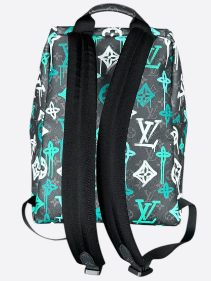 Louis Vuitton Graffiti Monogram Eclipse Discovery Backpack
