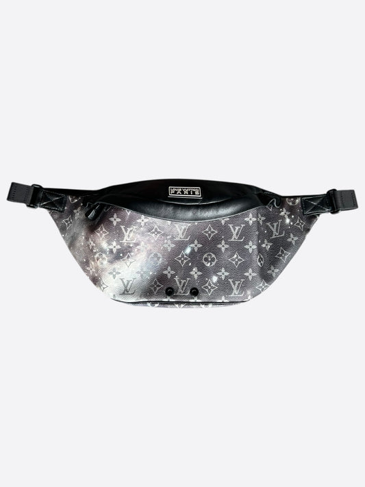 Louis Vuitton Galaxy Monogram Discovery Bumbag